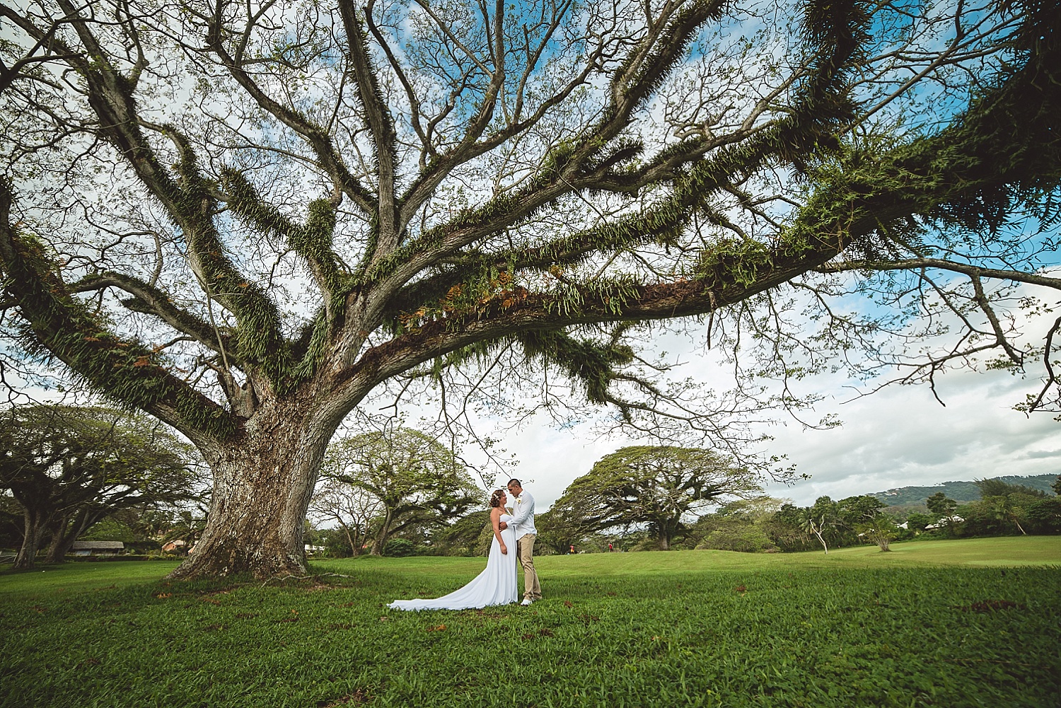 Donna&Jason@HolidayInn by Groovy Banana-14.jpg