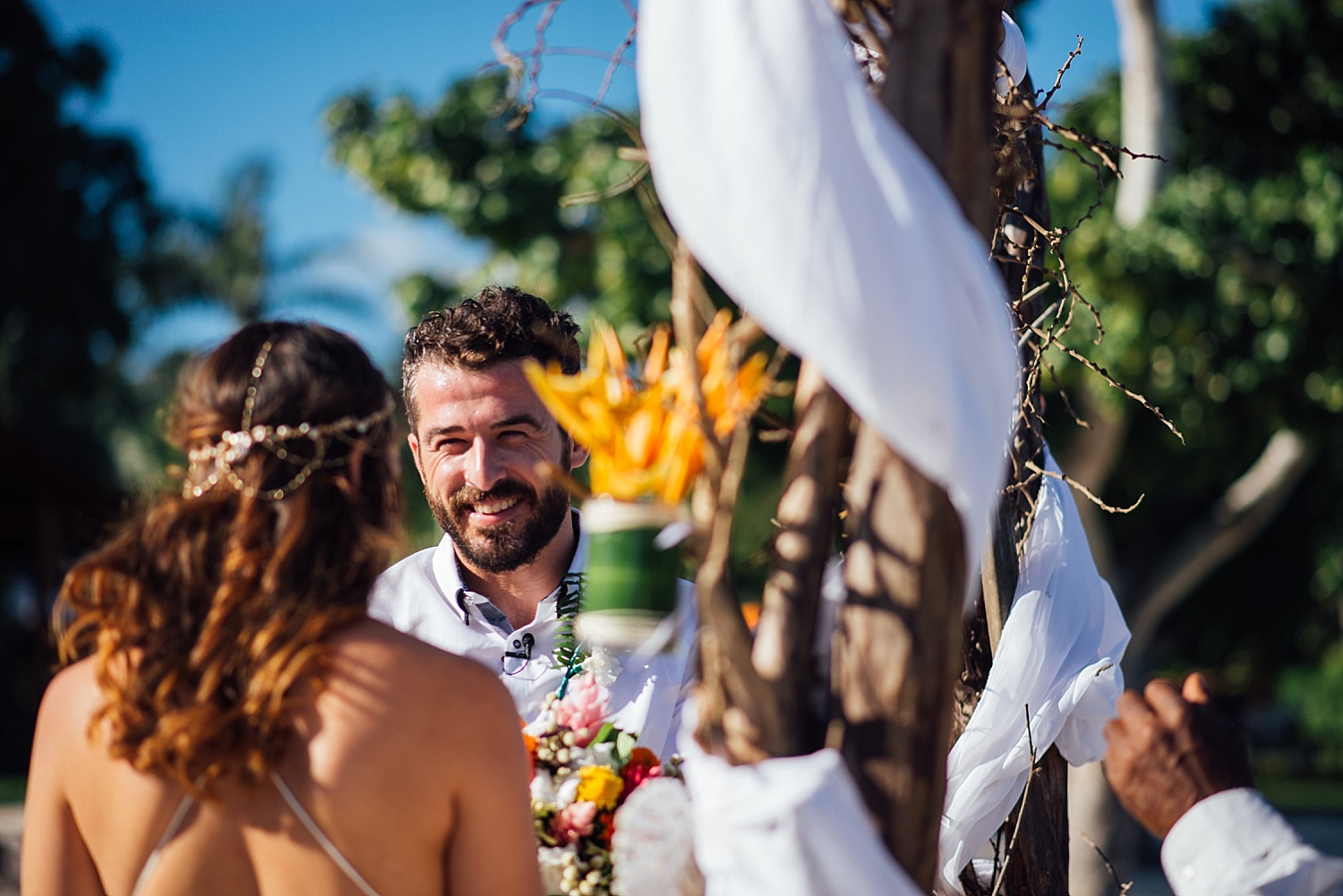 Mitch&Shanna-wedding-Vanuatu-Cocomo_0002.jpg