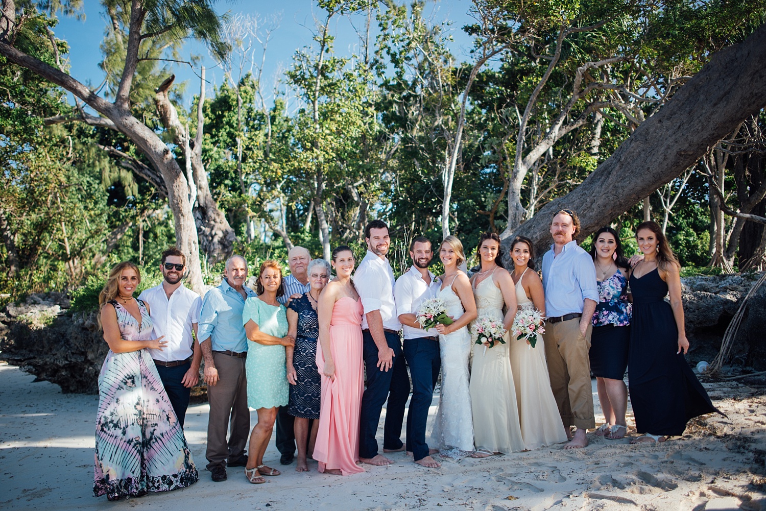 Jess&Luke-wedding-Vanuatu-Groovy-Banana_0028.jpg