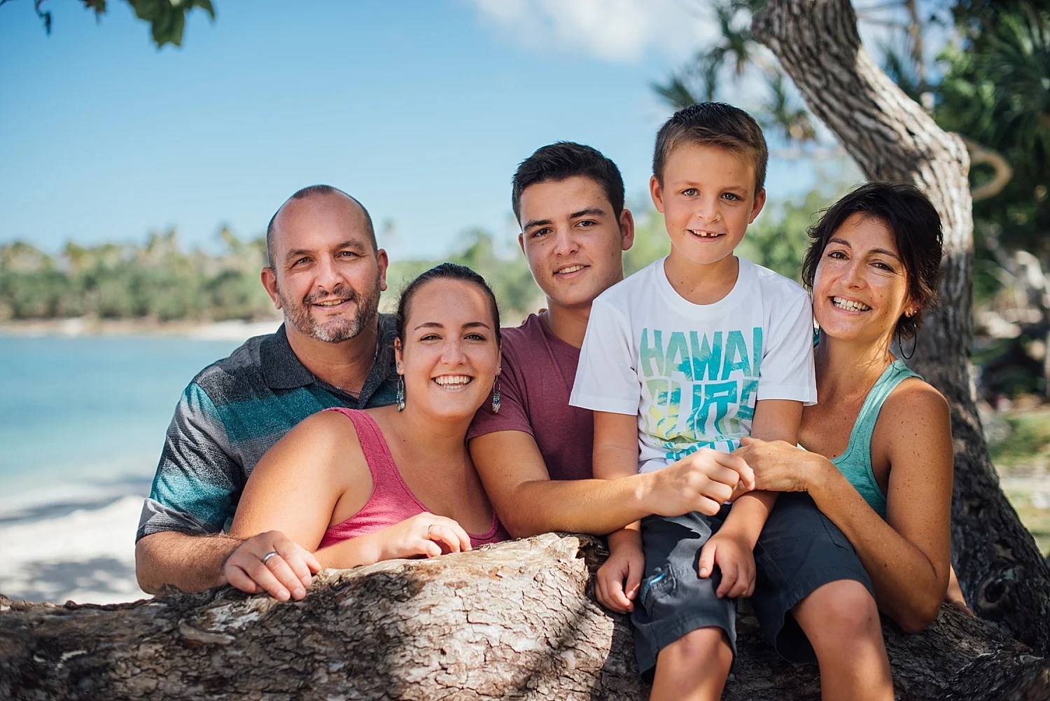 JungDupoux-FamilyPhotograhy-Vanuatu-HoneyMoonBeach_0001.jpg