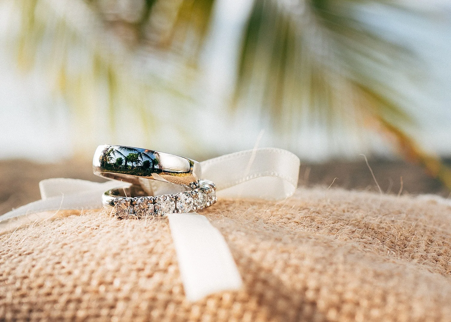 AngelfishCoveWade-Meg-WeddingPhotography-GroovyBanana-VanuatuPhotographers_0001--.jpg