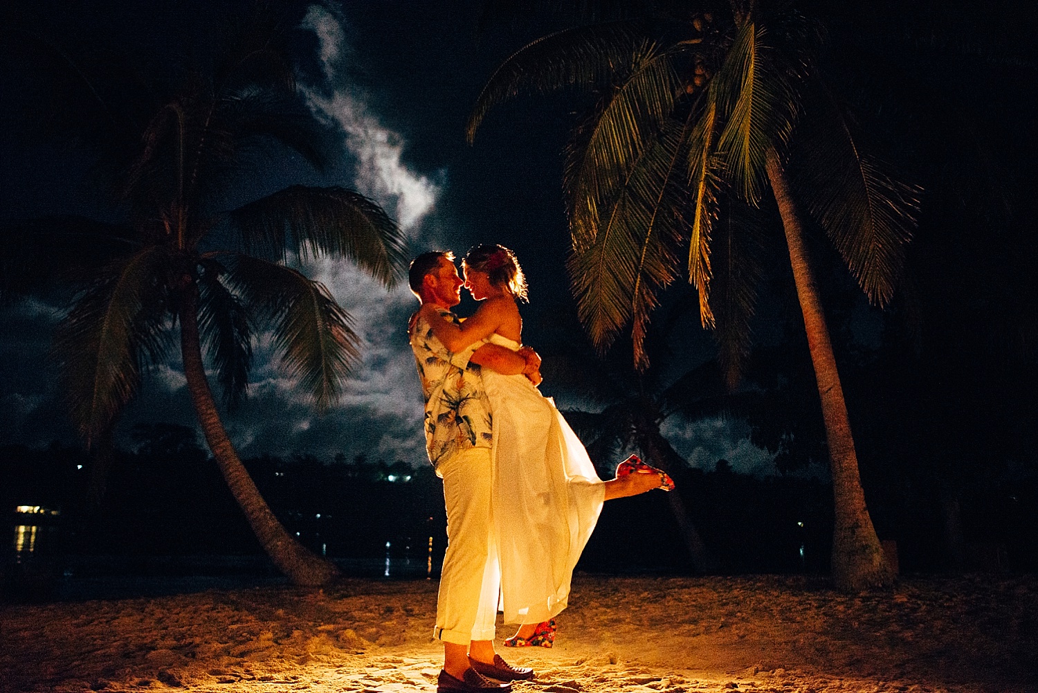 ErakorIslandKylie-Dave-WeddingPhotography-GroovyBanana-VanuatuPhotographers_0023.jpg