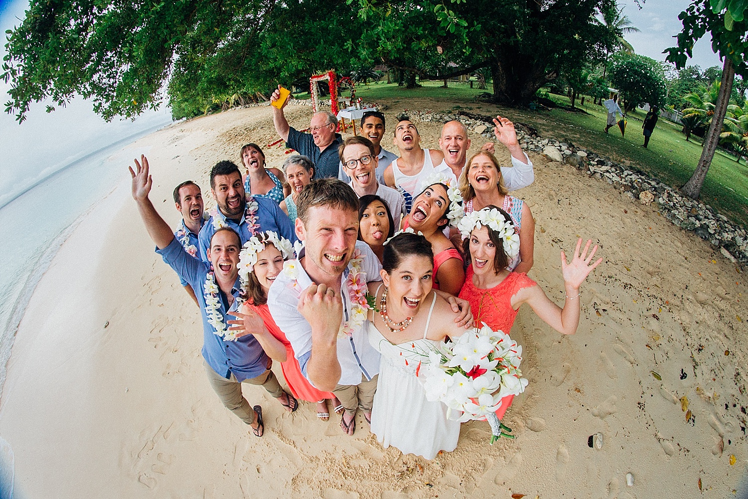 Chris-Jess-WeddingPhotography-BokissaIsland-Santo-GroovyBanana-VanuatuPhotographers_0019.jpg