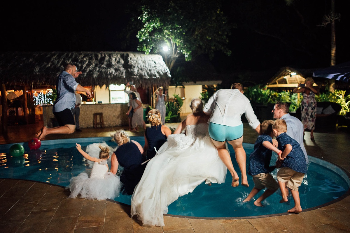 glen-mel-wedding-cocomo-vanuatu-photography_0024.jpg