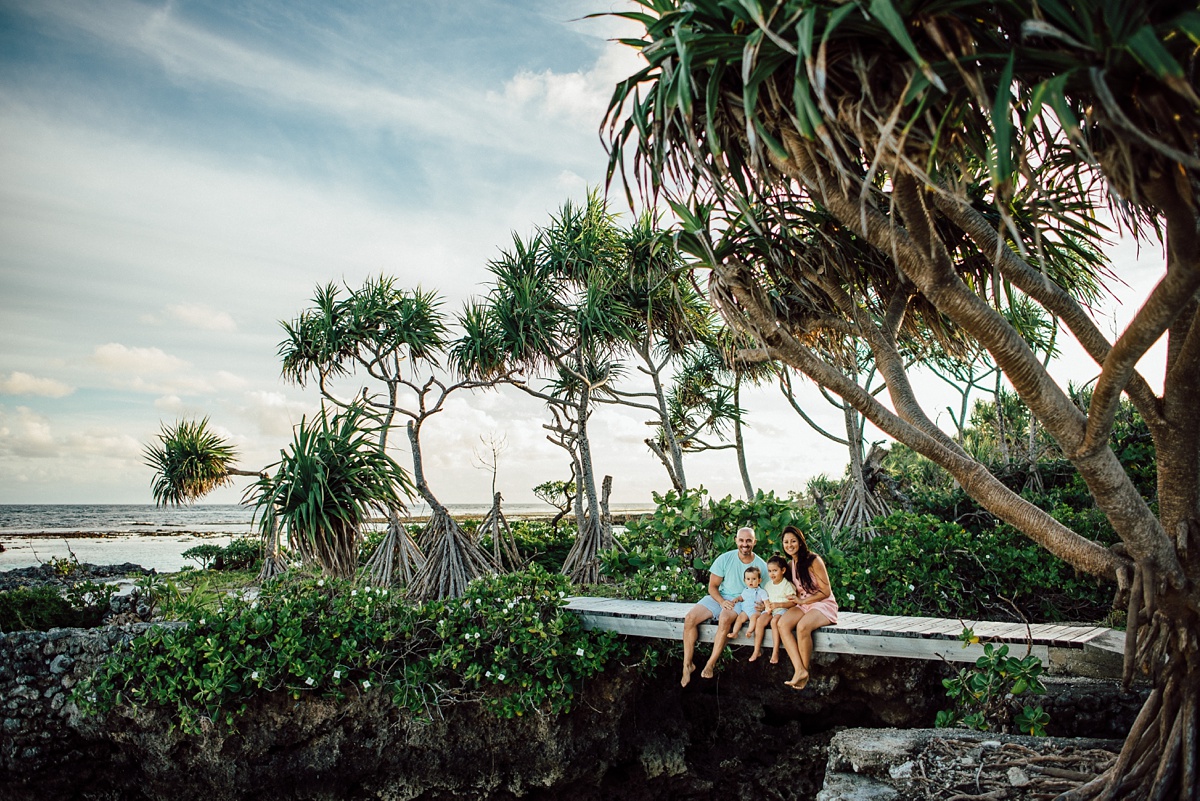 leonie-blake-chloe-teal-family-photoshoot-banana-bay-vanuatu-groovy-banana_0002.jpg