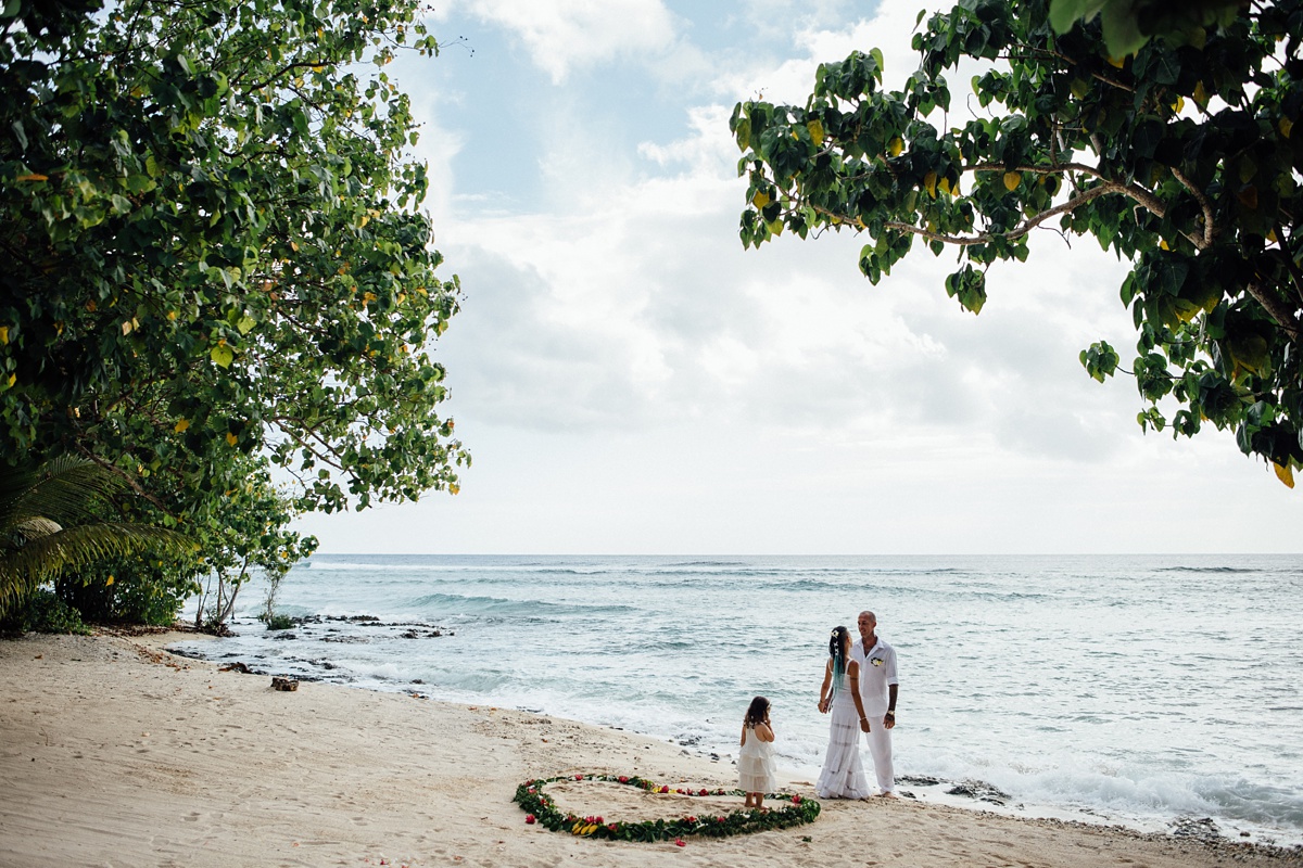 valentina-michael-wedding-erakor-vanuatu-groovy-banana_0017.jpg