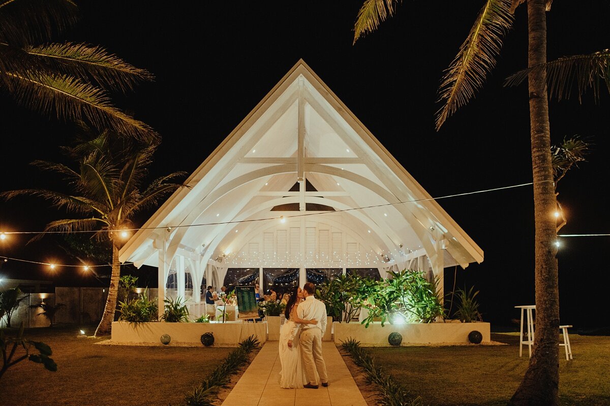 tais-dean-wedding-tamanu-on-the-beach-vanuatu-groovy-banana_0049.jpg