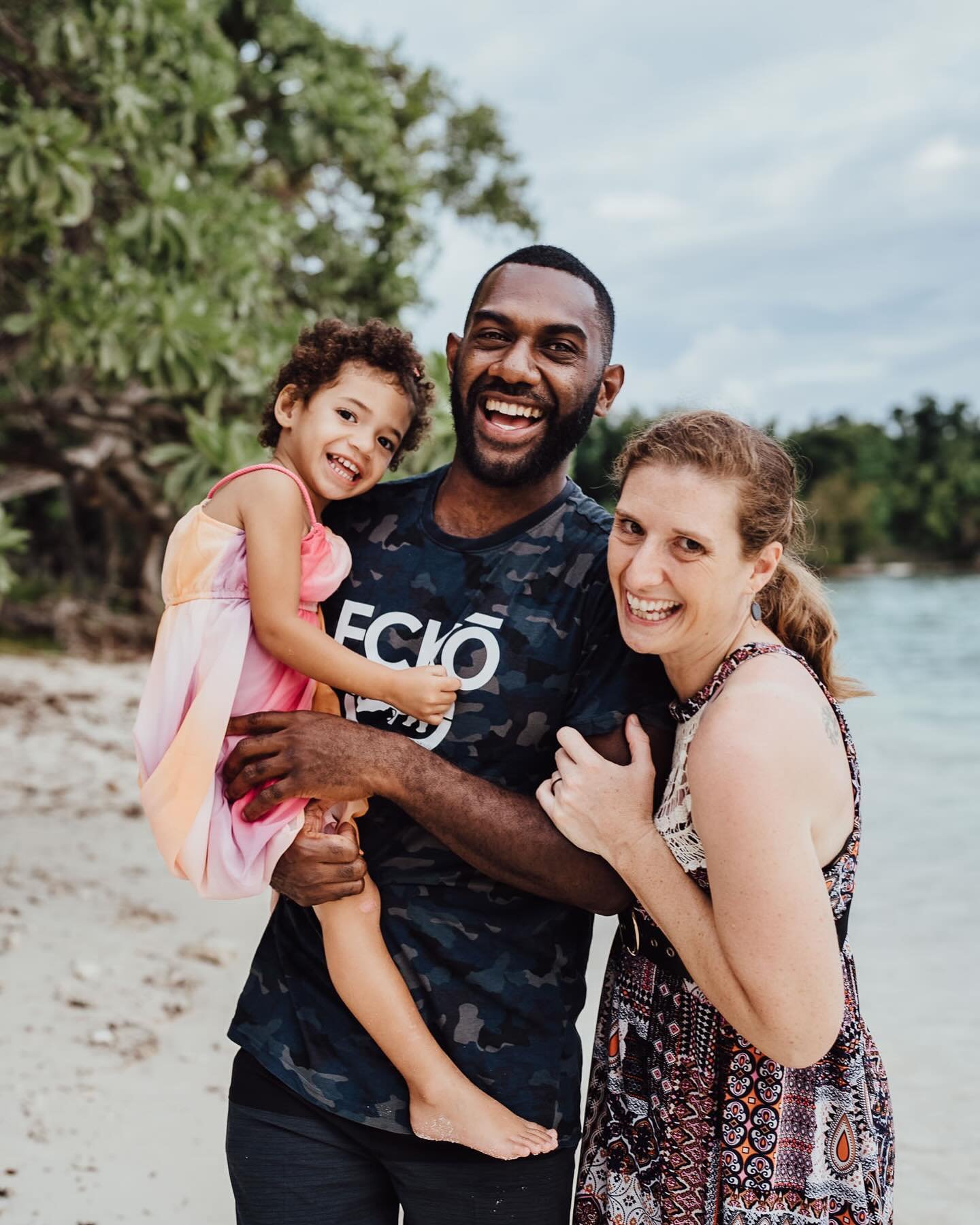 A few pics of Titine with her fam and her friend because Titine is so cute 😍🧚&zwj;♀️🫶
.
.
.
.
.
.
.
.
.
.
.
.
.
.
.
.
.
#fearlessfamtrav #travelmadfam #familytravel #pottyadventures #wearetravelmums #followyoursunshine #babycantravel #freespritedc