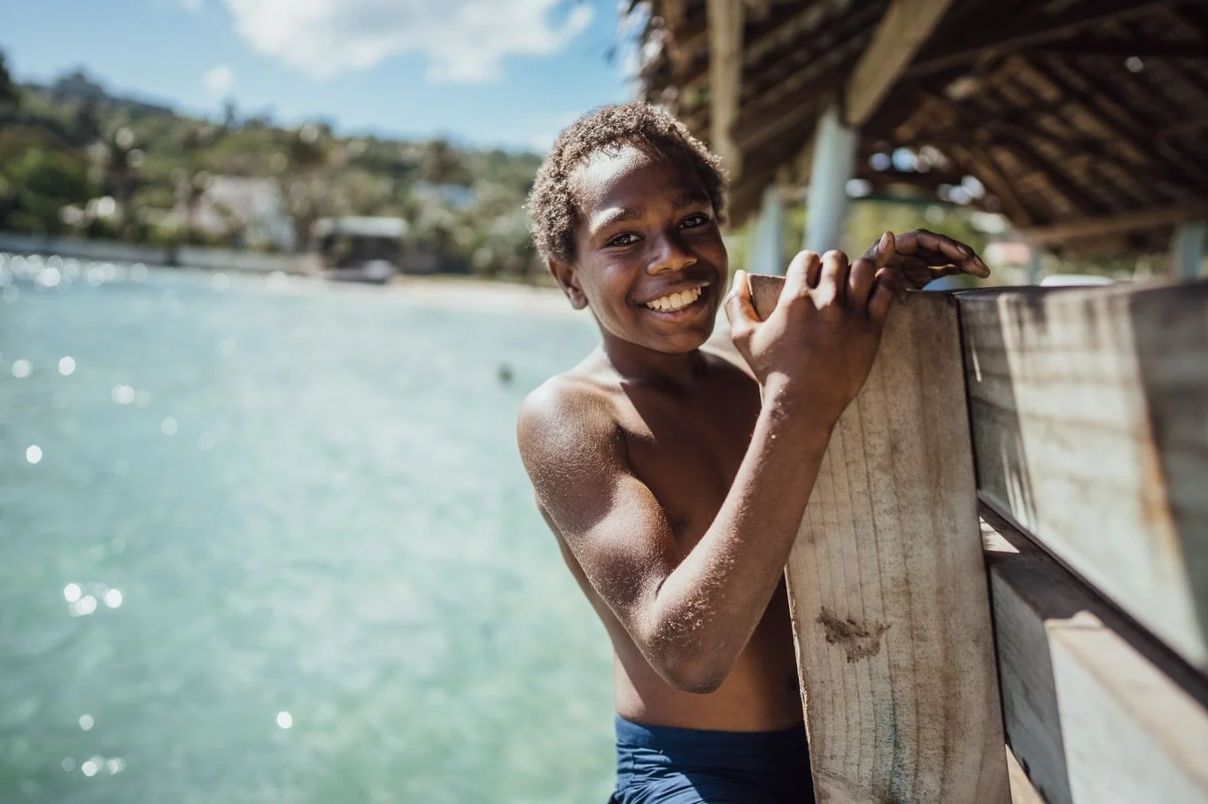 ☀️ Have a lovely sunny weekend everyone ✨
.
Youth making the best of the solwota (ocean) at Erakor wharf 🤩
.
.
.
.
.
.
.
.
.
#vanuatu #vanuatumoments #vanuatuphotographer #vanuatuphotography #vanuatufamilyphotographer #vanuatufamilyphotography