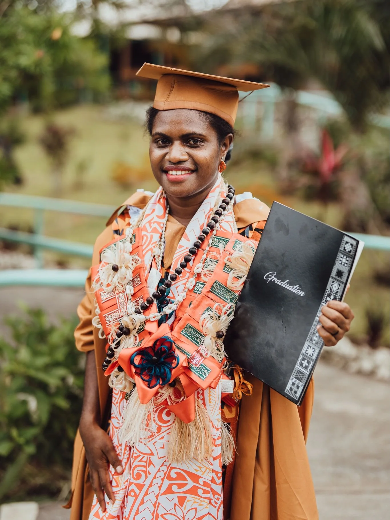 Massive congrats to Therese for her graduation today at USP 🤩🥳🤗 
.
#vanuatumoments #uspgraduation #uspgraduation2026 #vanuatuphotographer #vanuatufamilyphotographer