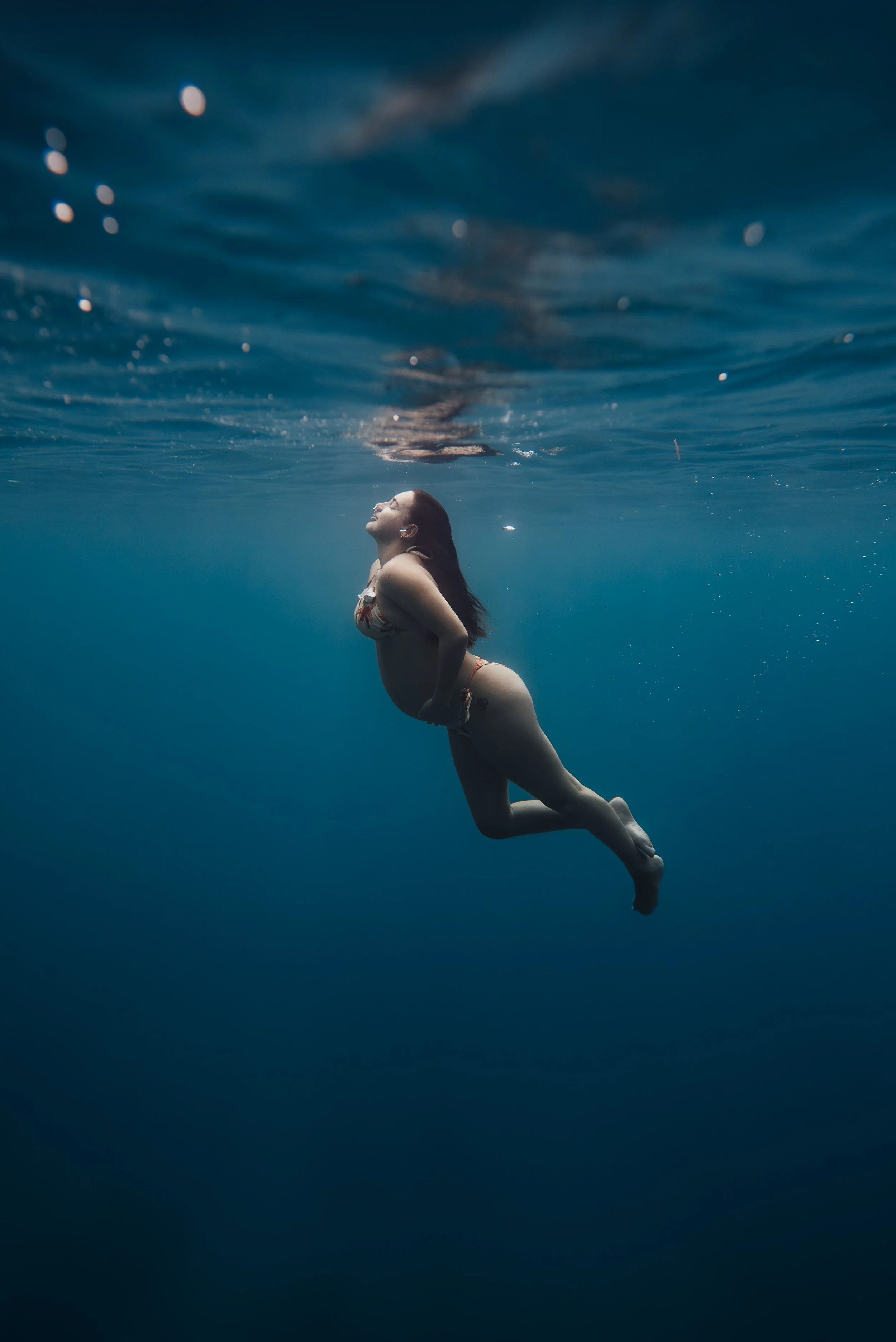 Evie •&nbsp;Maternity photoshoot at Honeymoon Beach