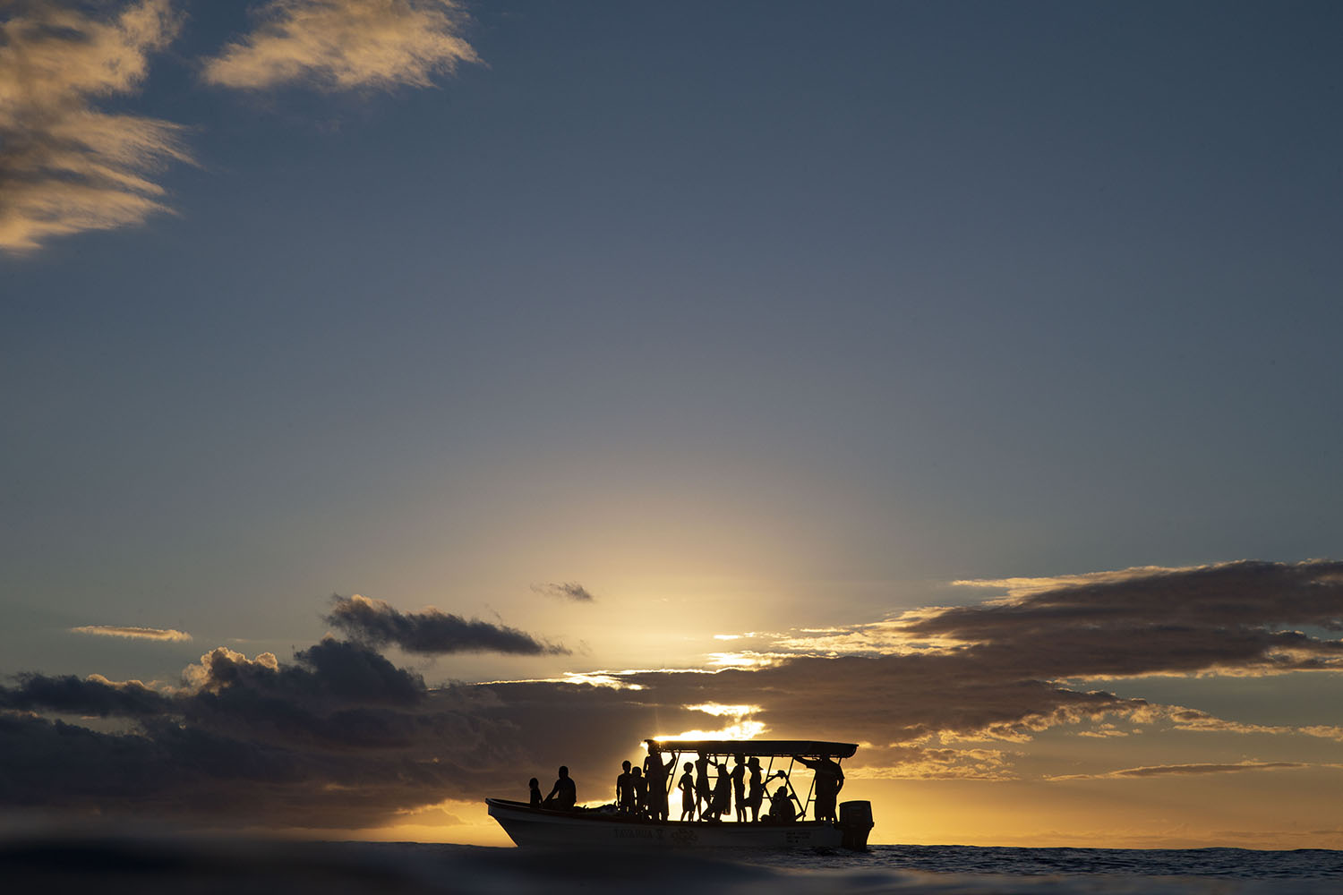 rodd-owen-fiji-namotu-island-photography.jpg