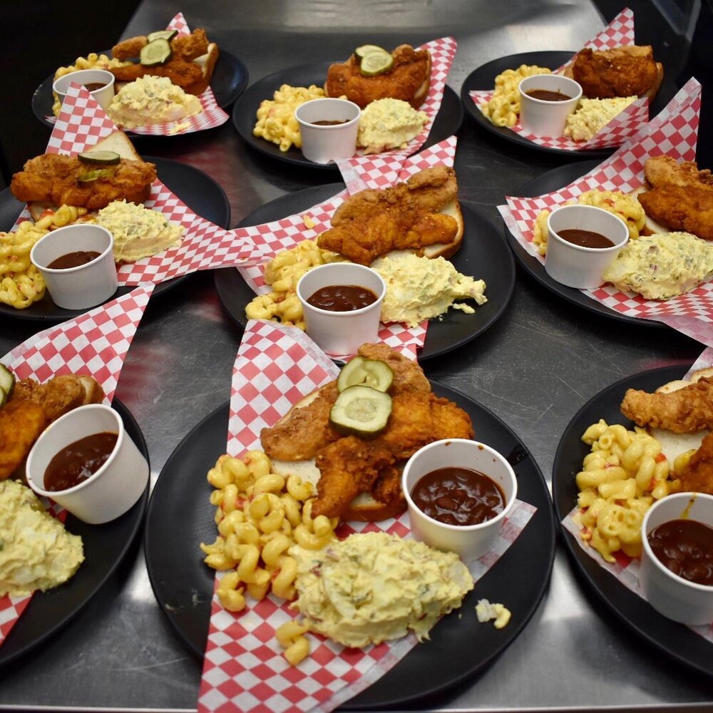 Willies-hot-chicken-Kailua-Kona.jpg