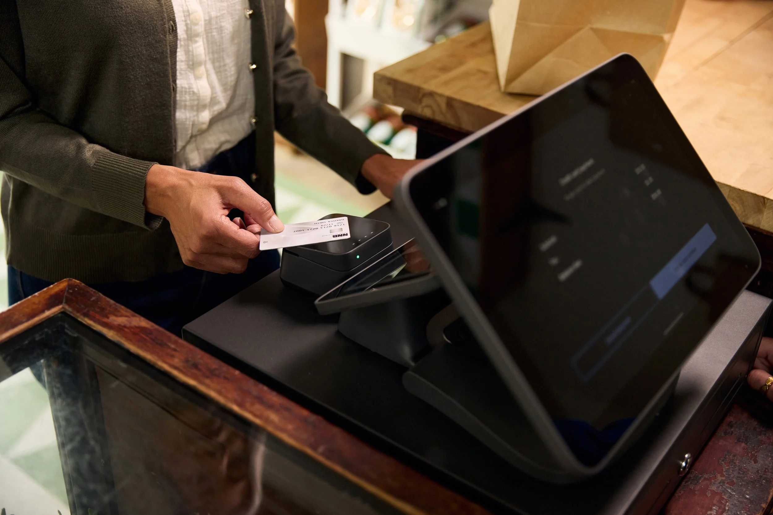 Flex 3 - Toastmasters Cellar Retail - Tap Payment.jpg