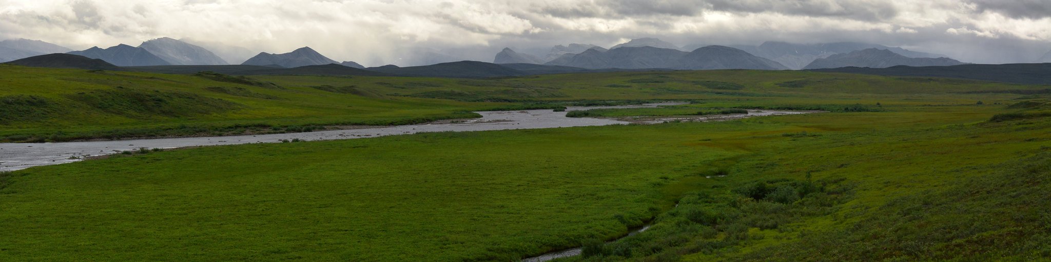 Gates of the Arctic Backpacking Pano.jpg