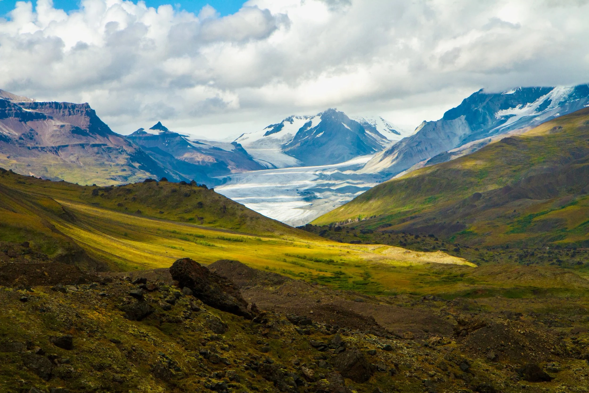 image of an alaskan galcier