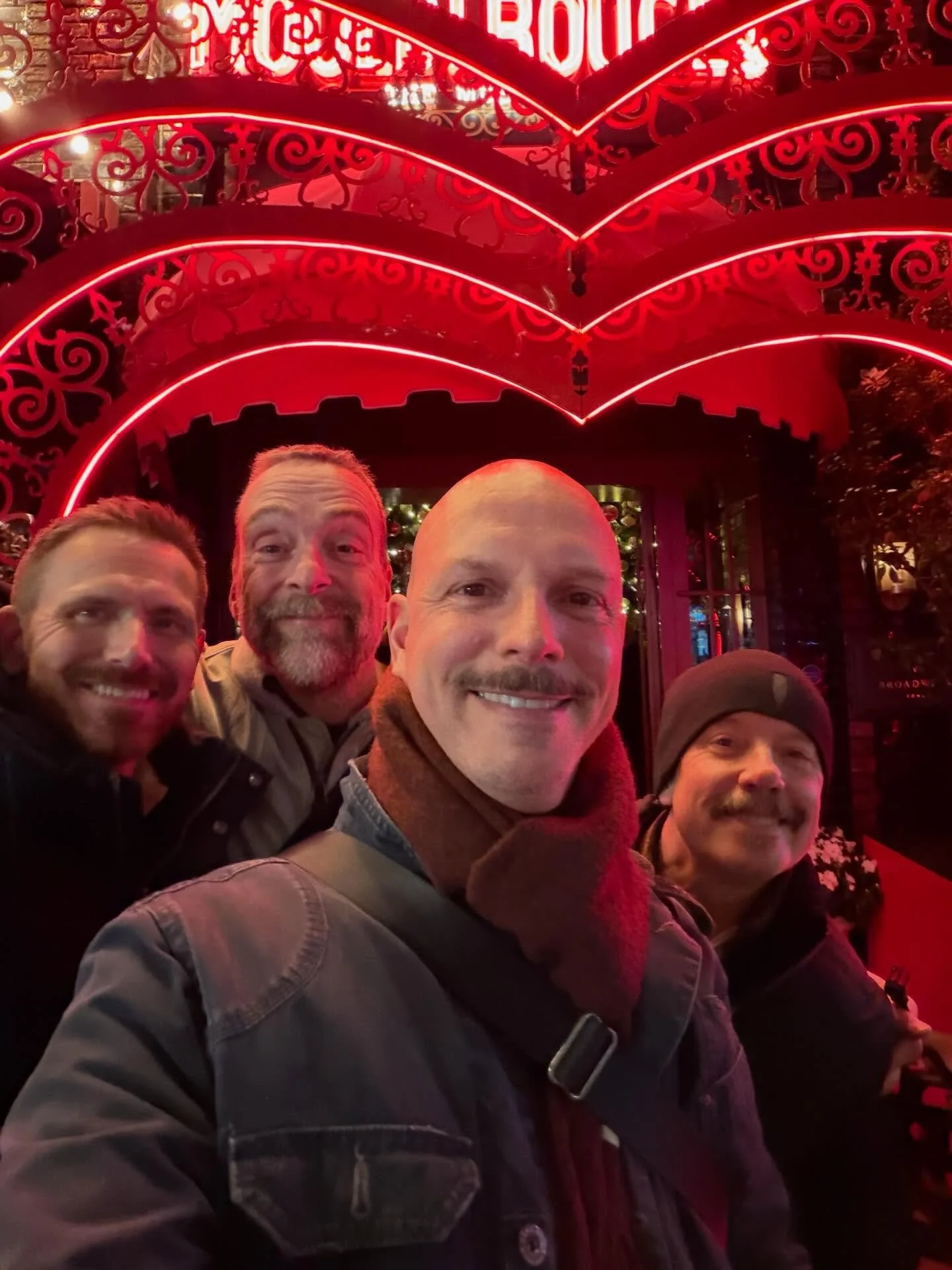 An amazing pre-NYE night out with some of my fave boys to see the pantomime &ldquo;Sleeping Beauty&rdquo; at the London Palladium! 🥳 
-
#london #pantomime #friends #nightlife #lovelife
