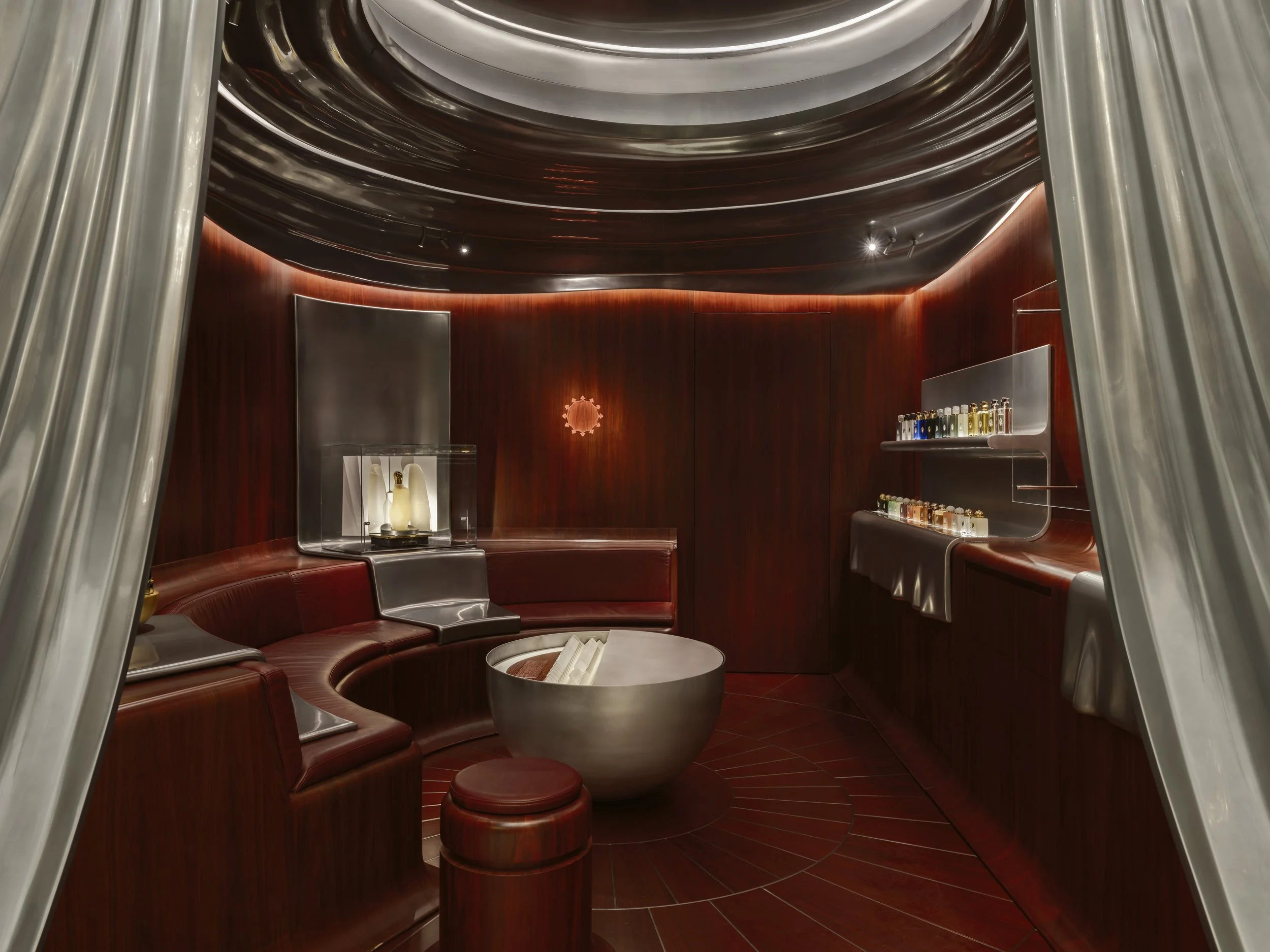 Amouage Harrods Salon De Parfums Boutique