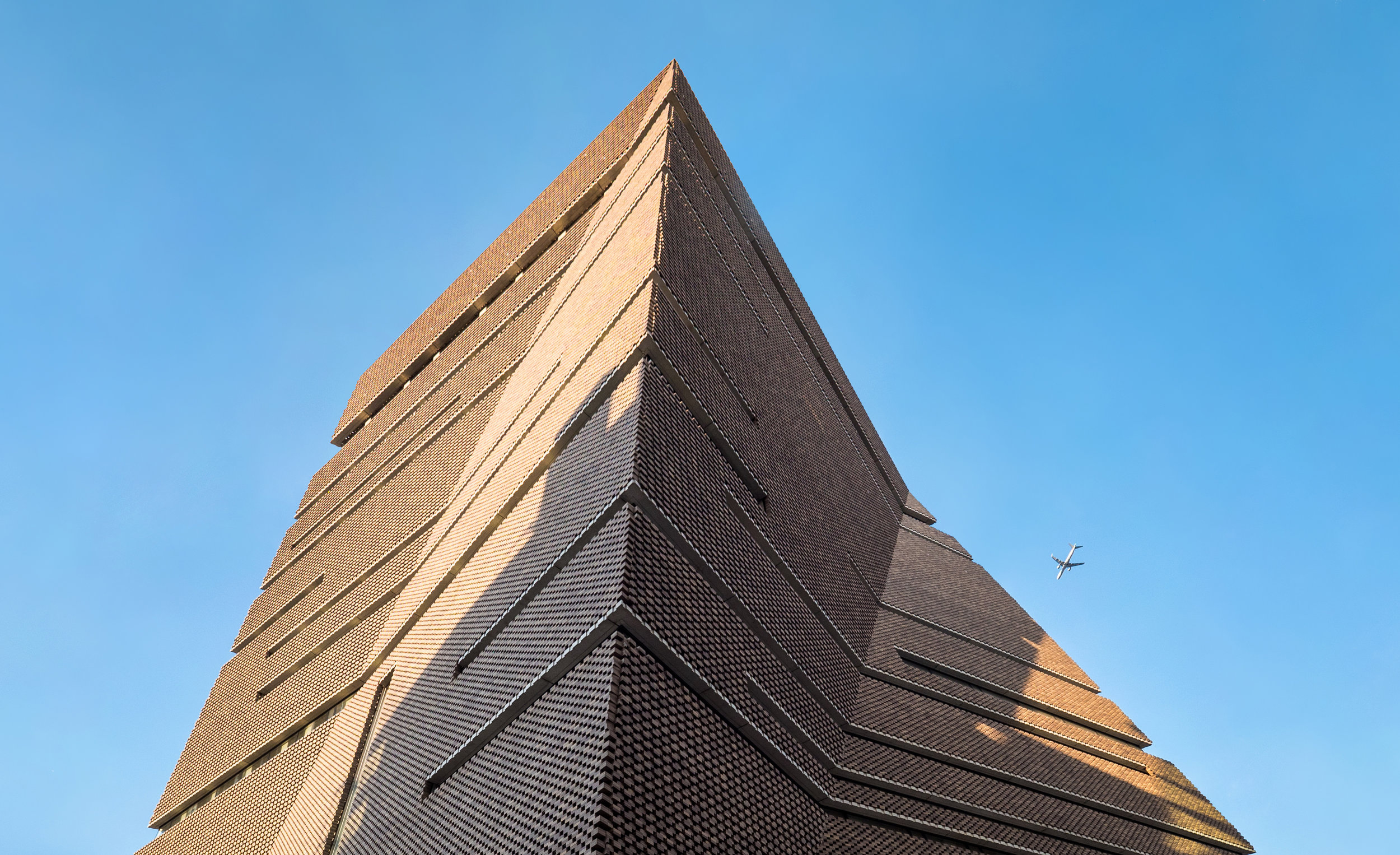 Tate Modern Interior Herzog & de Meuron 24.jpg