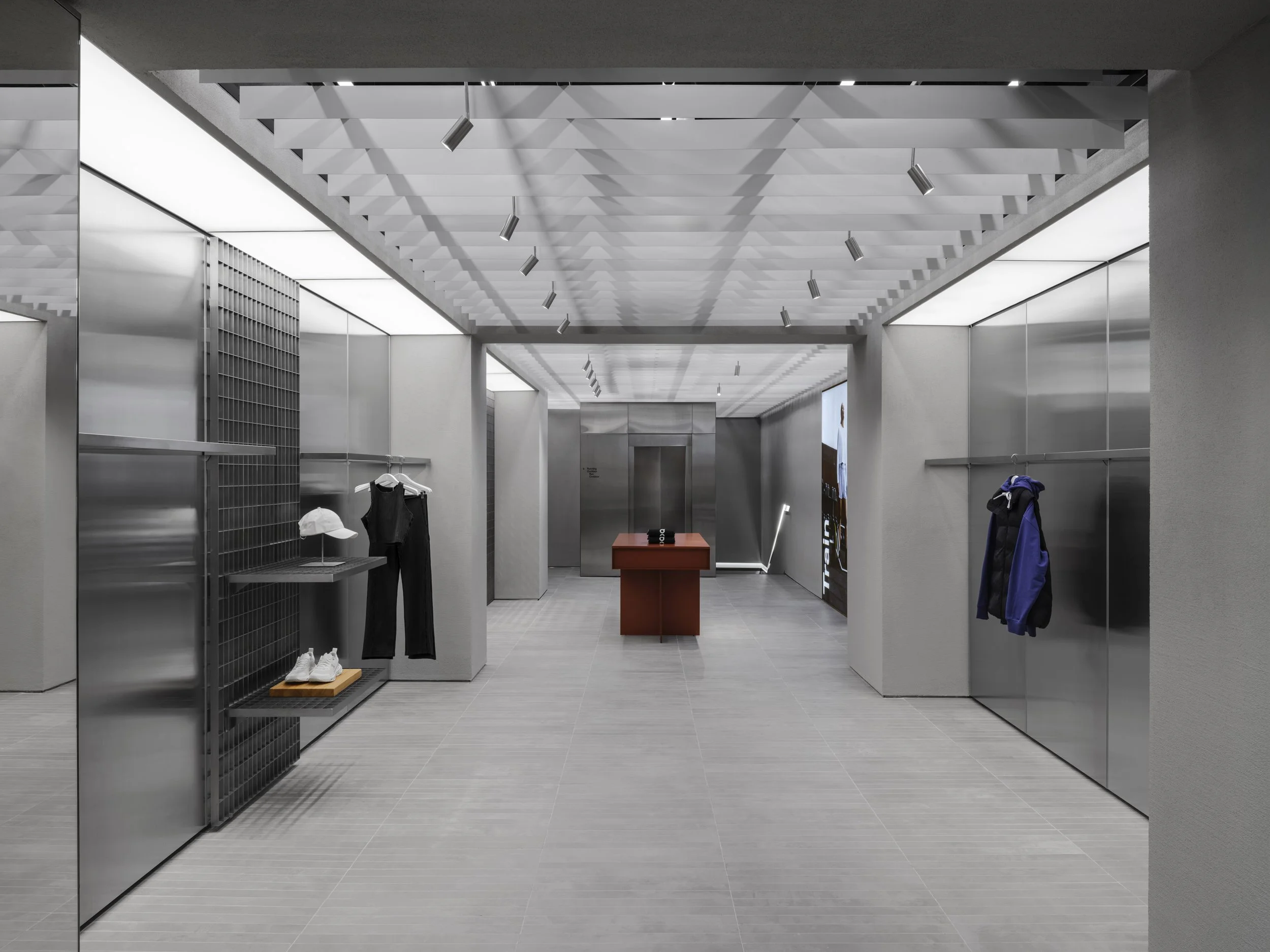 On Running Store Madrid