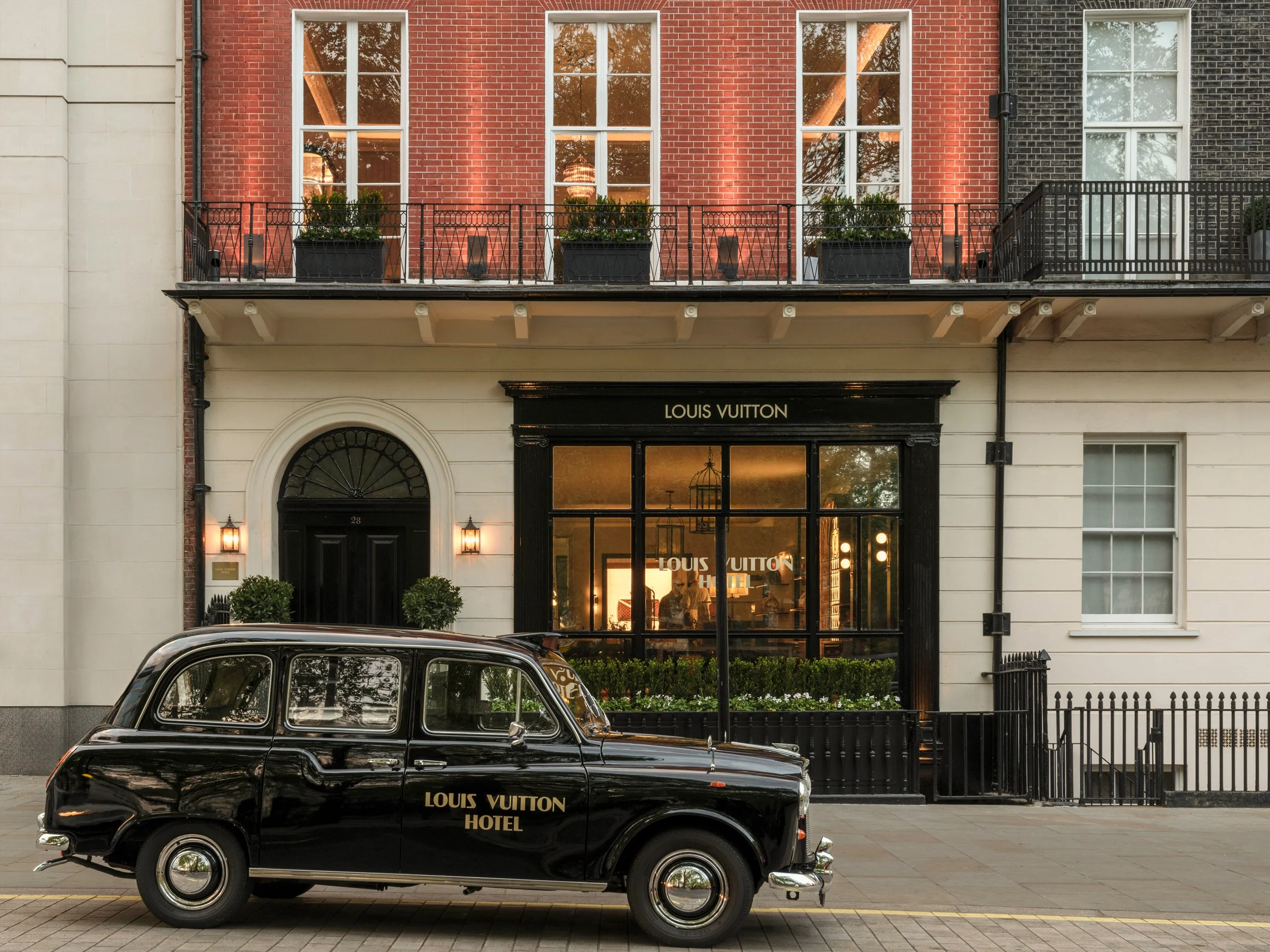 Louis Vuitton Hotel London