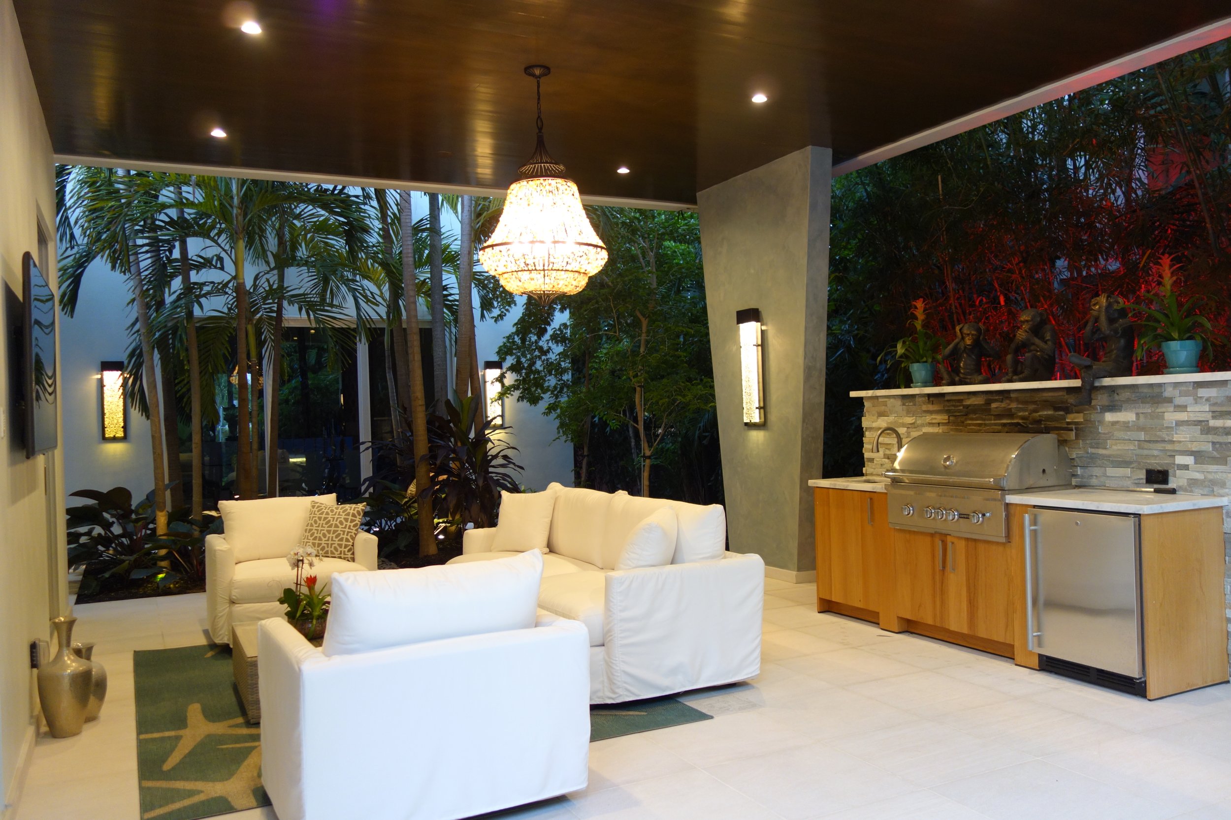 marcus-mars-Interior-contemporary-zen-patio-living-room.jpeg