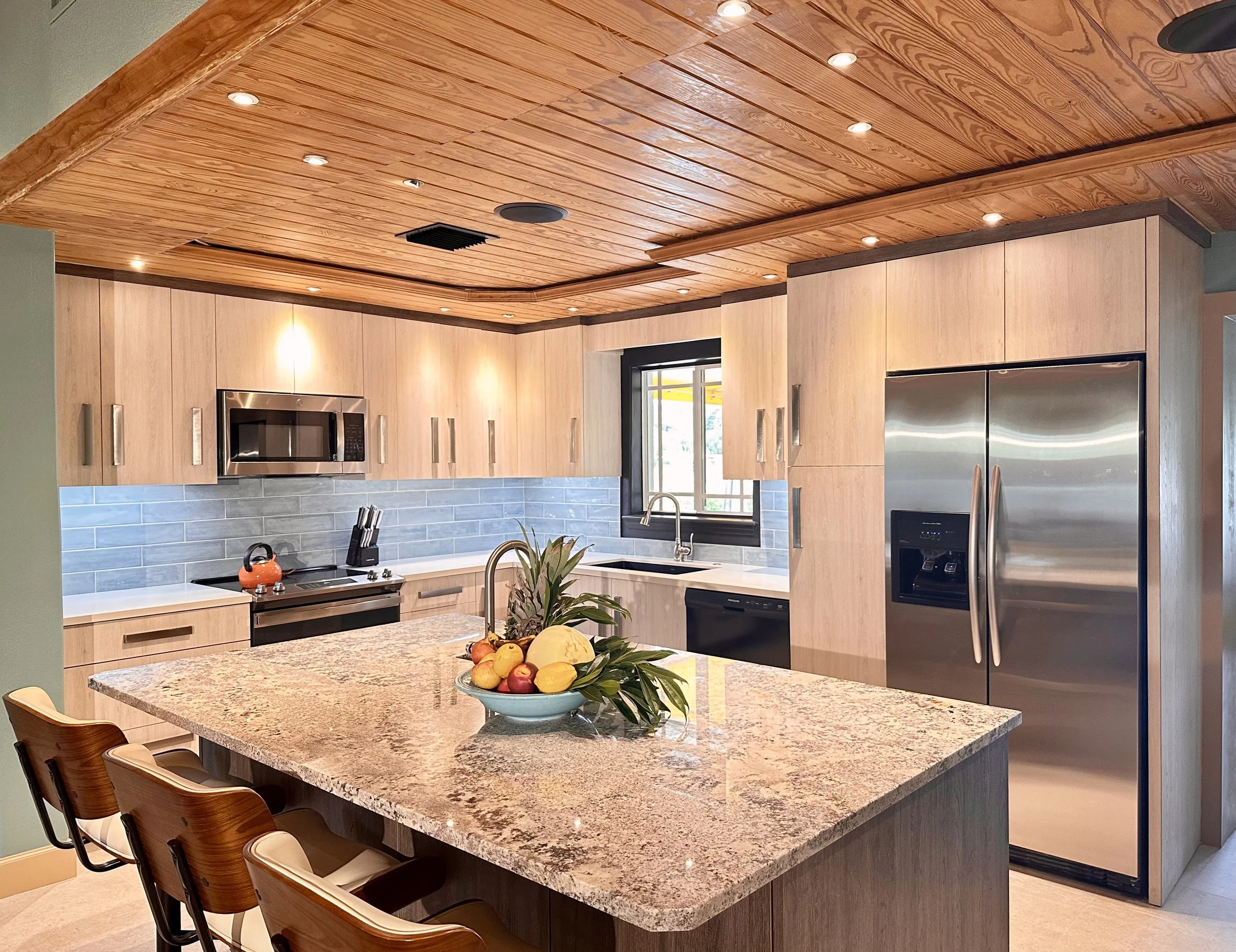 mid-century-modern-kitchen-wood-ceiling-fort-lauderdale.jpeg