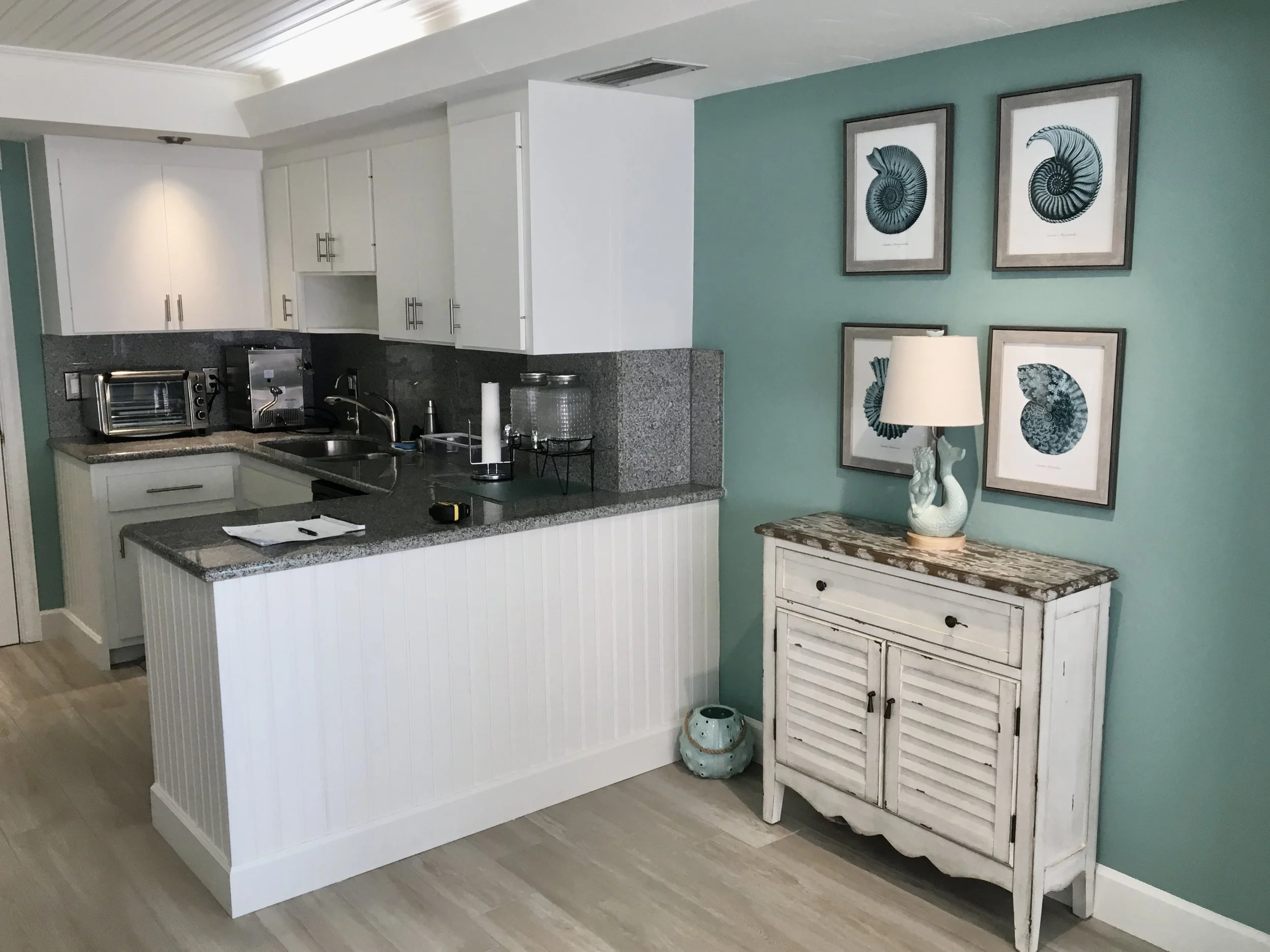 home remodel of this tropical kitchen in South Florida