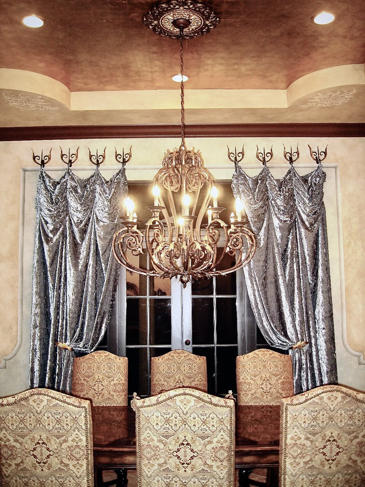 traditional mediterranean dining room gold chandelier