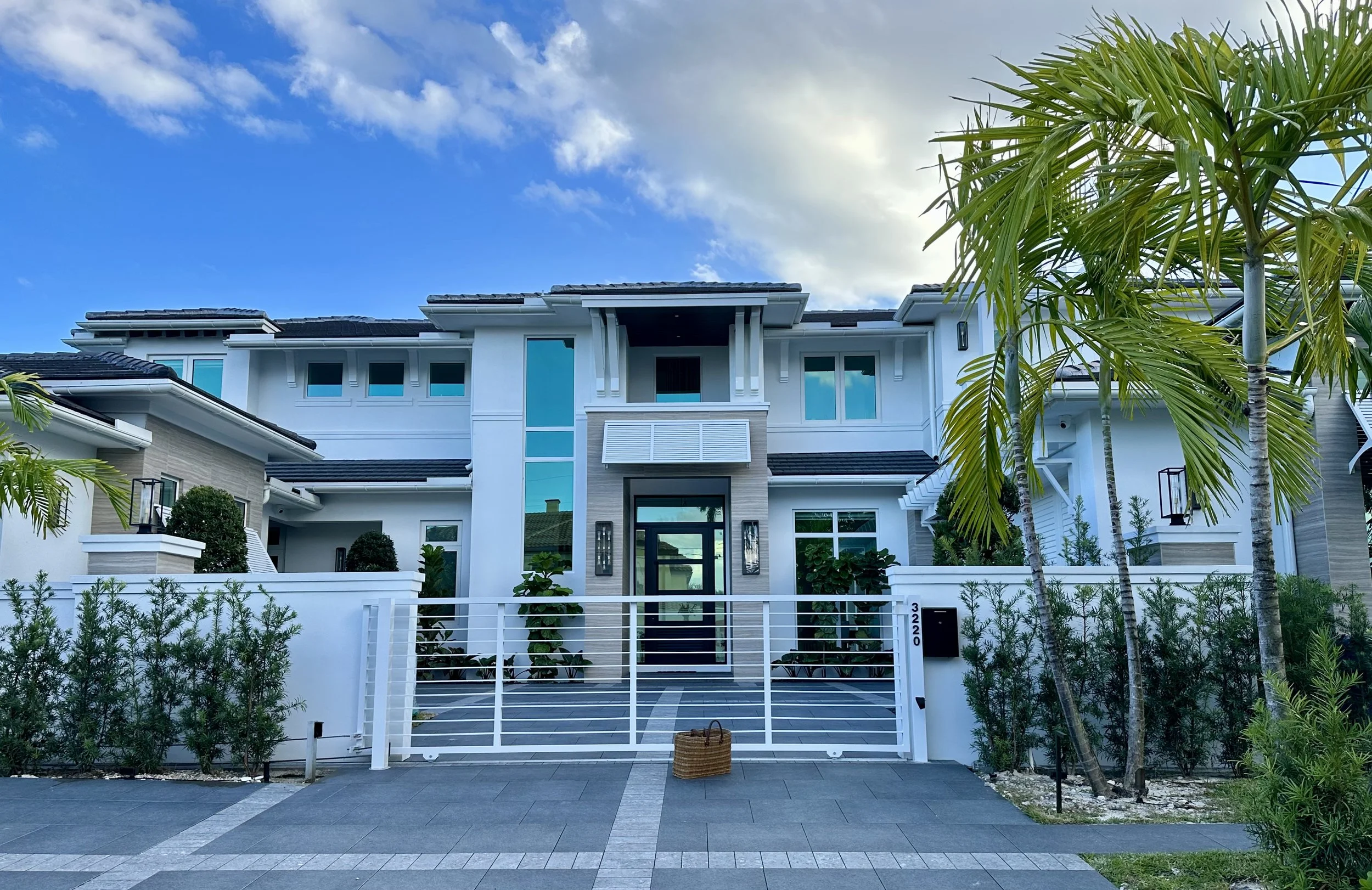 Modern Bahamas architecture and Interior Design