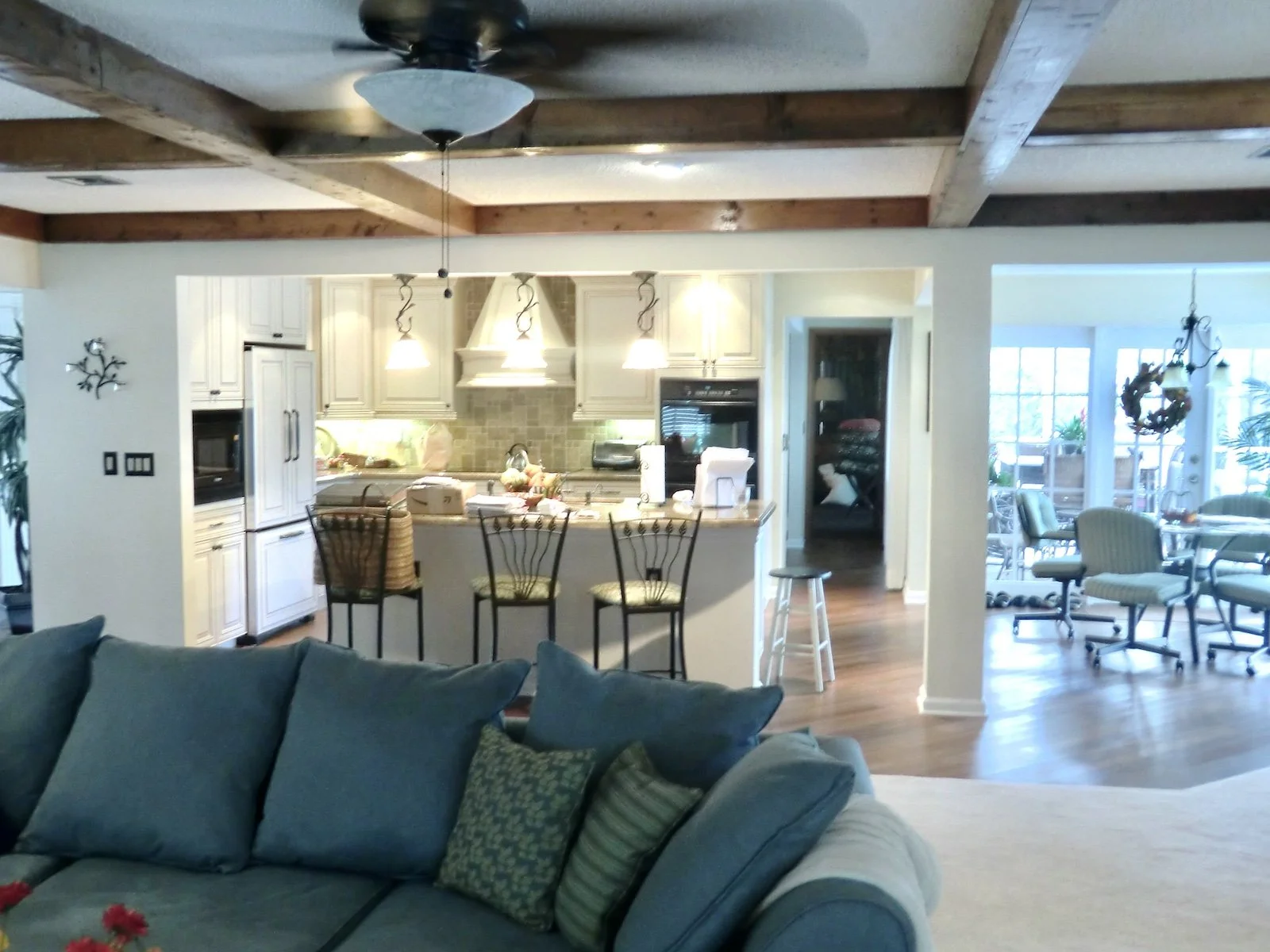before picture of kitchen remodel in Delray Beach