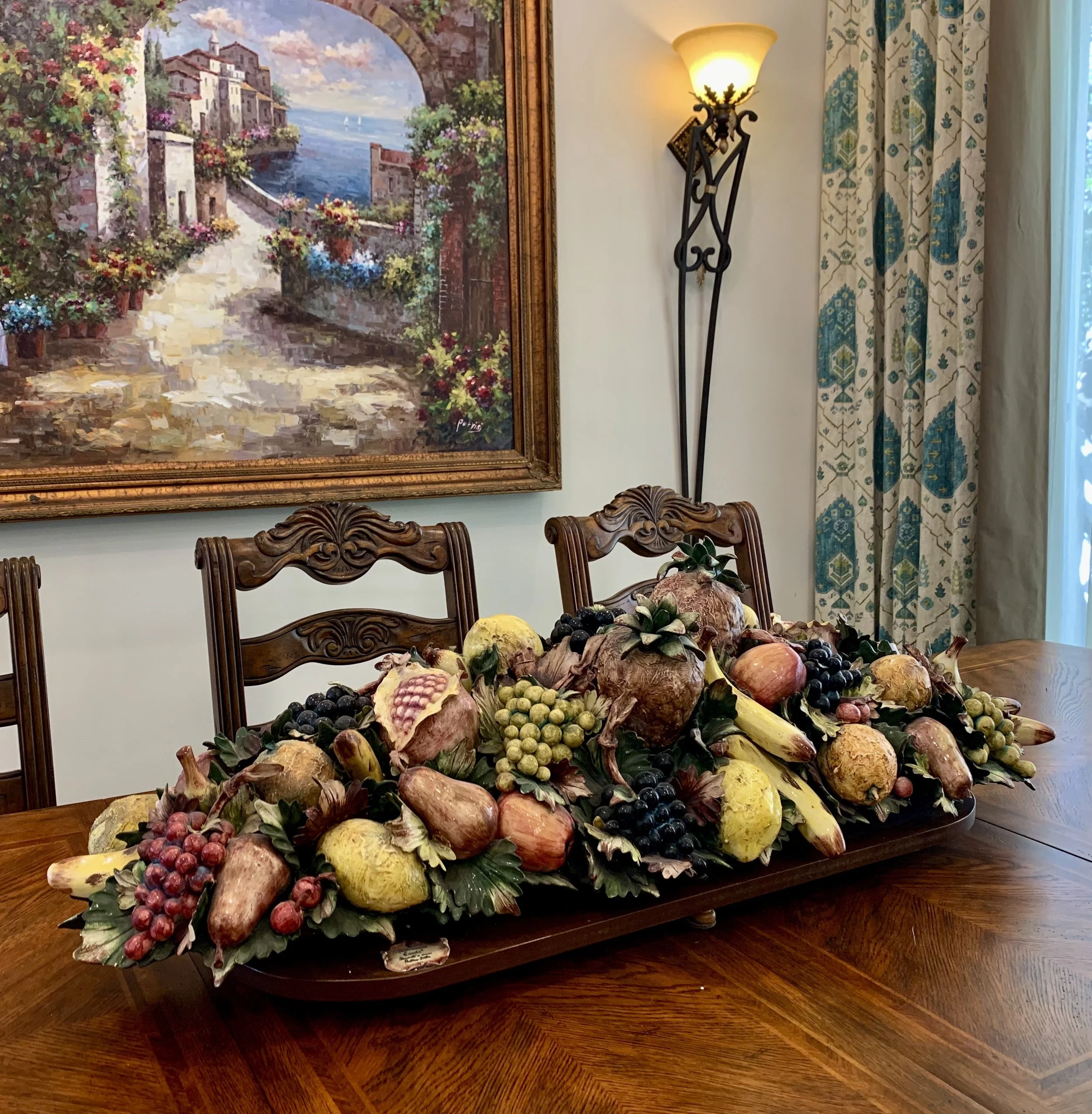 traditional style dining room with large sconces in Boca Raton
