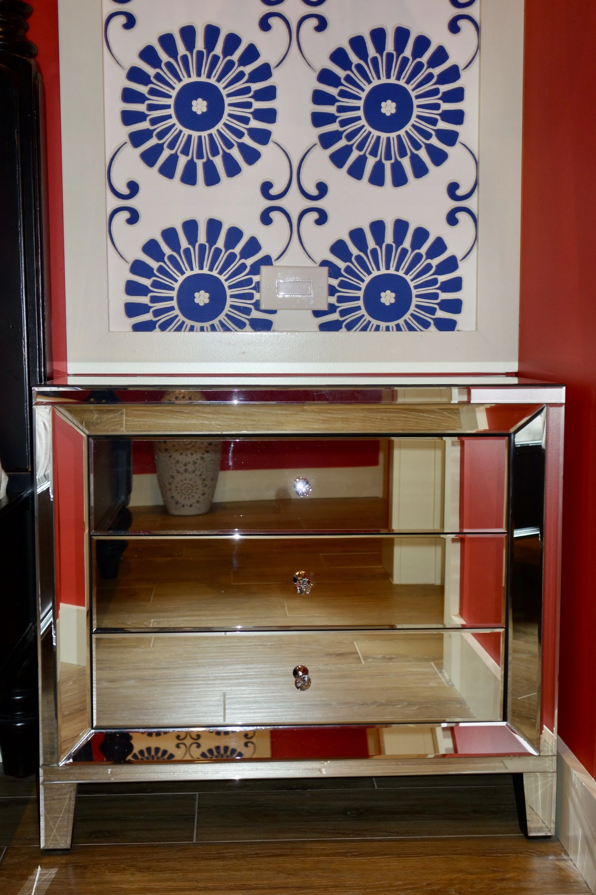 modern tropical red bedroom with mirror table on Las Olas blvd.