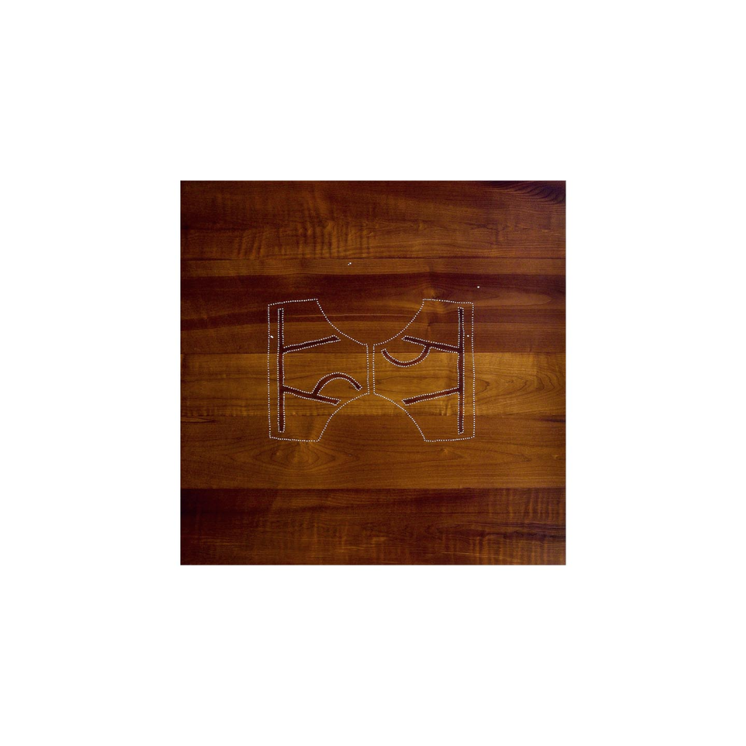 Nail Table No. 224