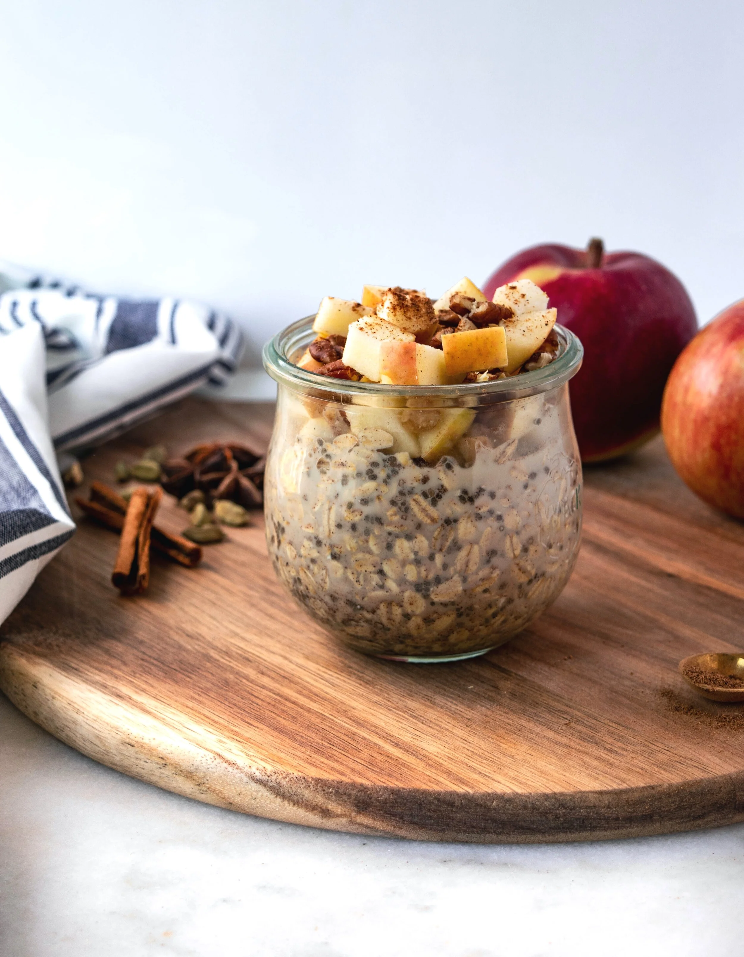apple+chai+overnight+oats.jpg