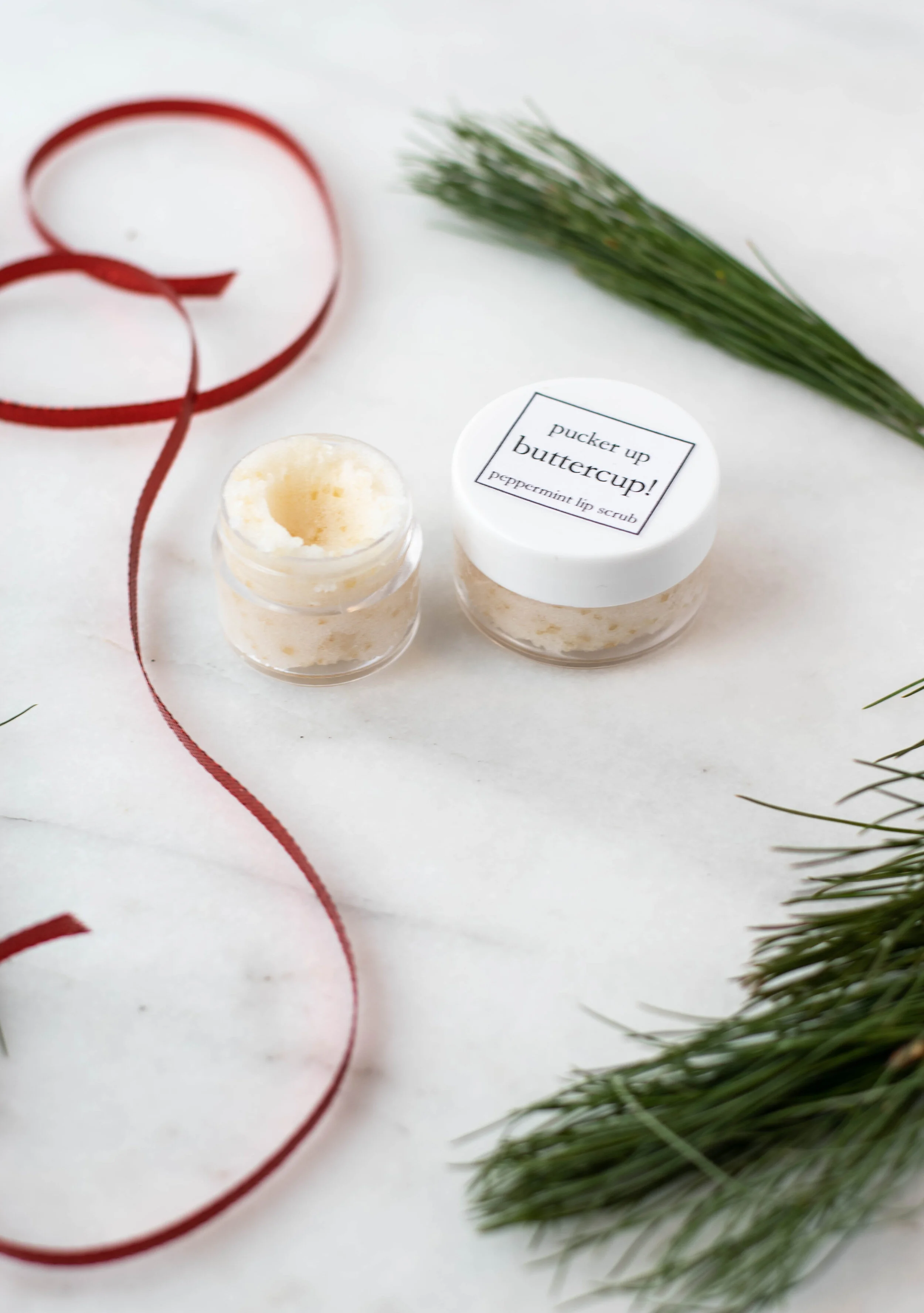 Peppermint-Sugar Lip Scrub