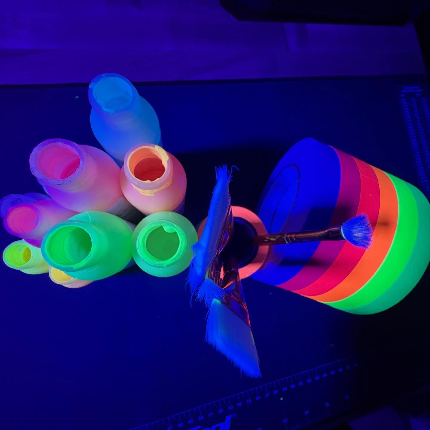 Back at it with a fresh itch to make things - photos, sounds, stories, whatever catches fire. I&rsquo;ve got new tools and zero predictions. When the lights go out, that&rsquo;s when it gets interesting. The dark is where the colors get loud.
🌓🌀🧨
