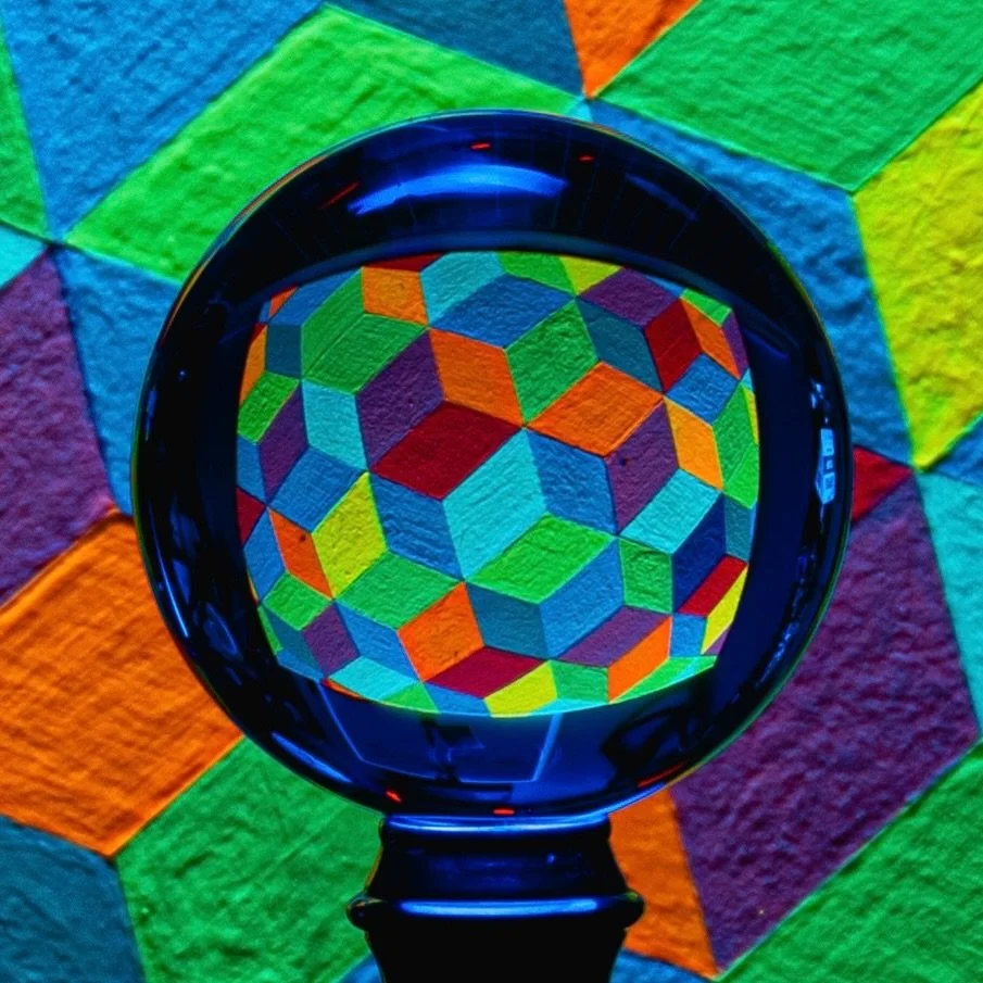 Happy Earth Day, y&rsquo;all. Grateful to share this colorful, spinning marble with you. Doing my best to minimize my impact, maximize the beauty.
🌎♻️🌳
.
.
.
#artinprogress #makesomething 
#studiovibes #earthday 
#staycreative 
🍰