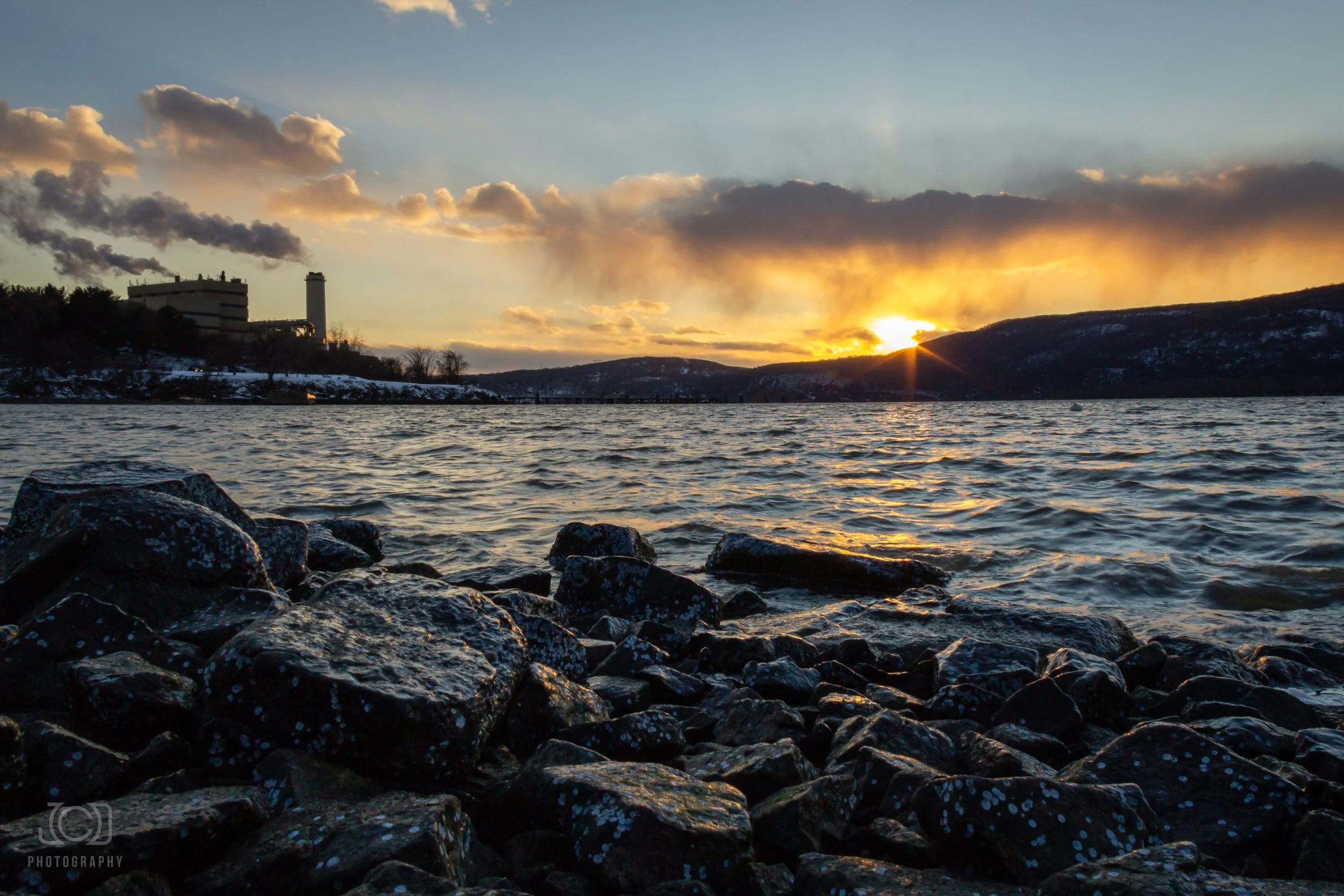Hudson River at dusk wm.jpg