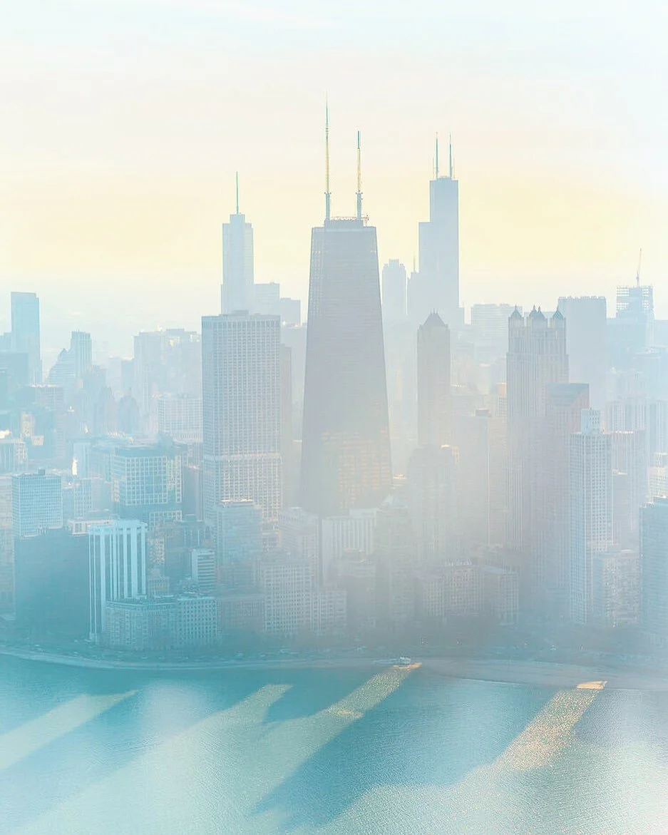 Spoiled with Chicago skyline views ✨ 

One of the things I&rsquo;ve missed most with traveling is flying. I LOVE being in a plane and all of the crazy amazing things that you see when you are airborne. Next bucket list item [when it&rsquo;s safe] - ?