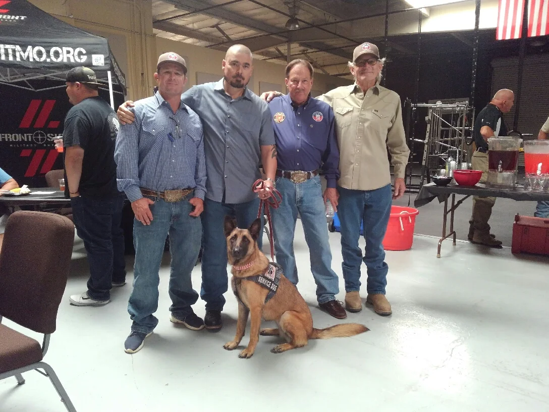 US Veteran receives his therapy dog