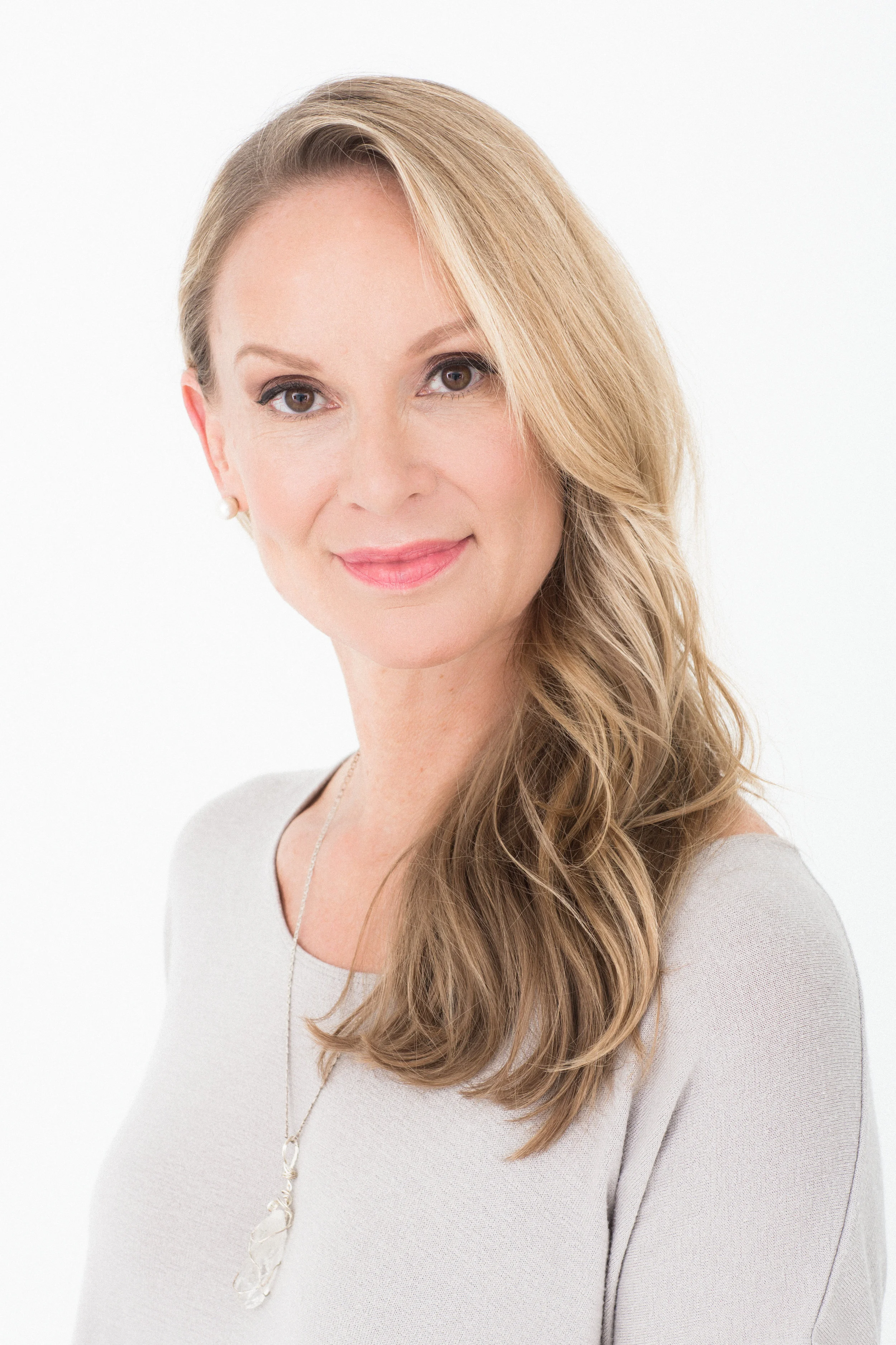 head.shot.photographer.vancouver.anick.violette-3708.jpg