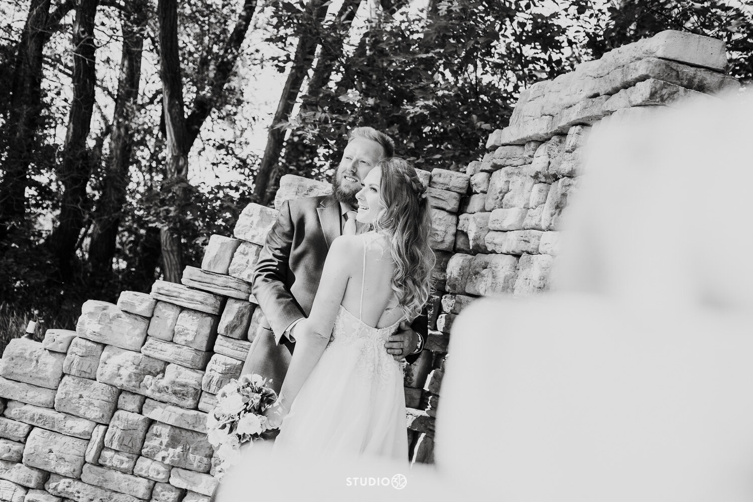 Studio-312-Photographer-Wedding-Evergreen-Village-Riley-Kaitlyn-Winnipeg-Wedding-73.jpg