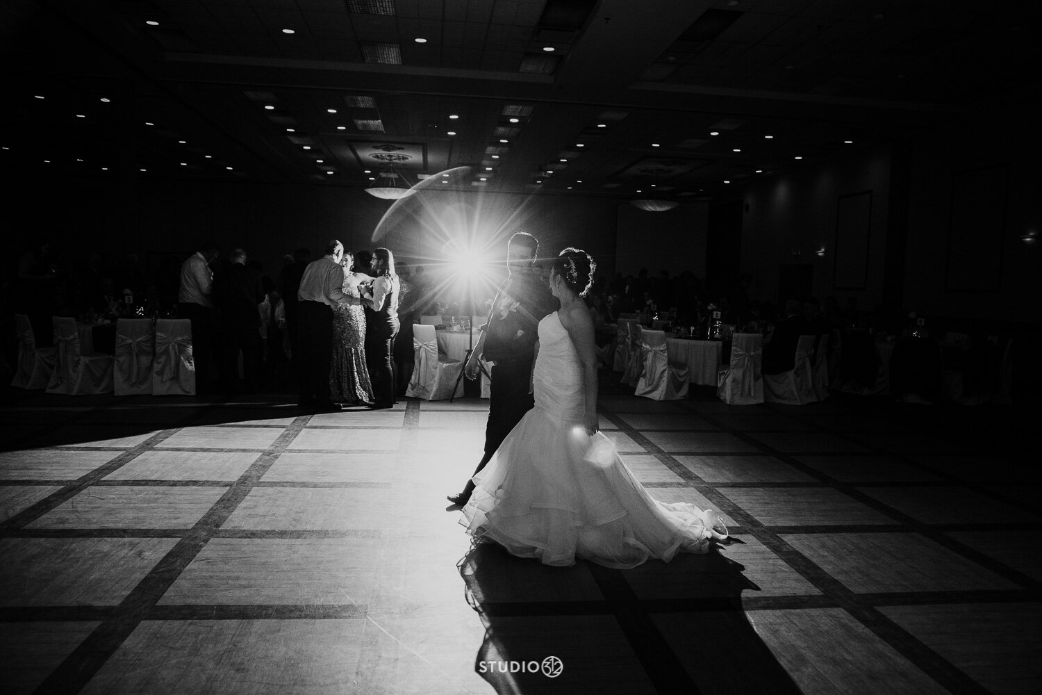 Studio-312-Photographer-Winnipeg-wedding-NYE-Winnipeg-Photographer-84.jpg