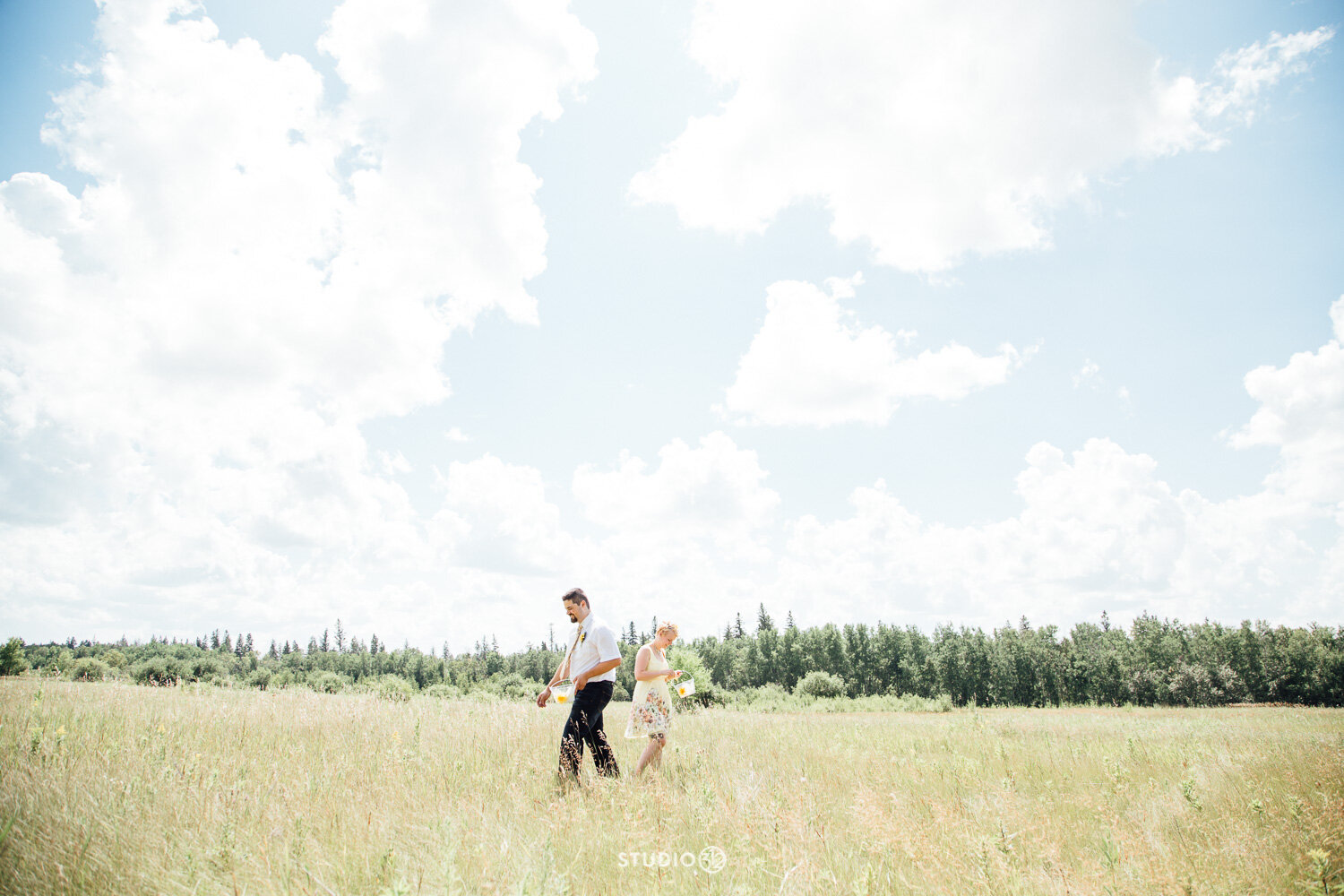 Studio-312-Photography-Tegan-Ryan_Wedding-Outdoor-Winnipeg-Wedding-21.jpg