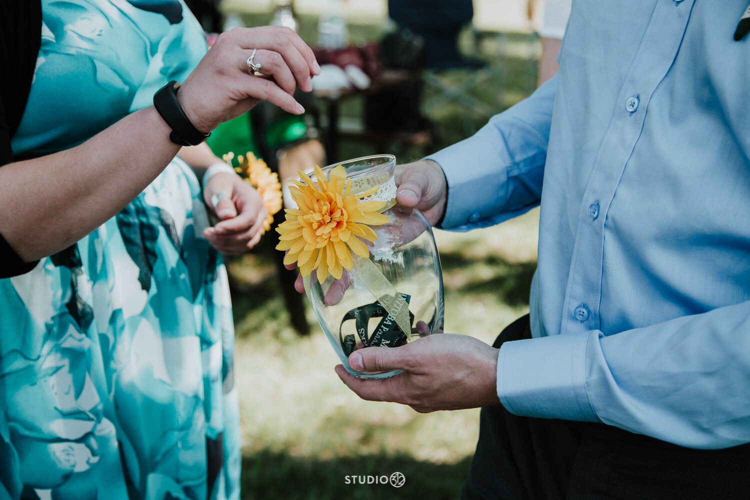 Studio-312-Photography-Tegan-Ryan_Wedding-Outdoor-Winnipeg-Wedding-35.jpg