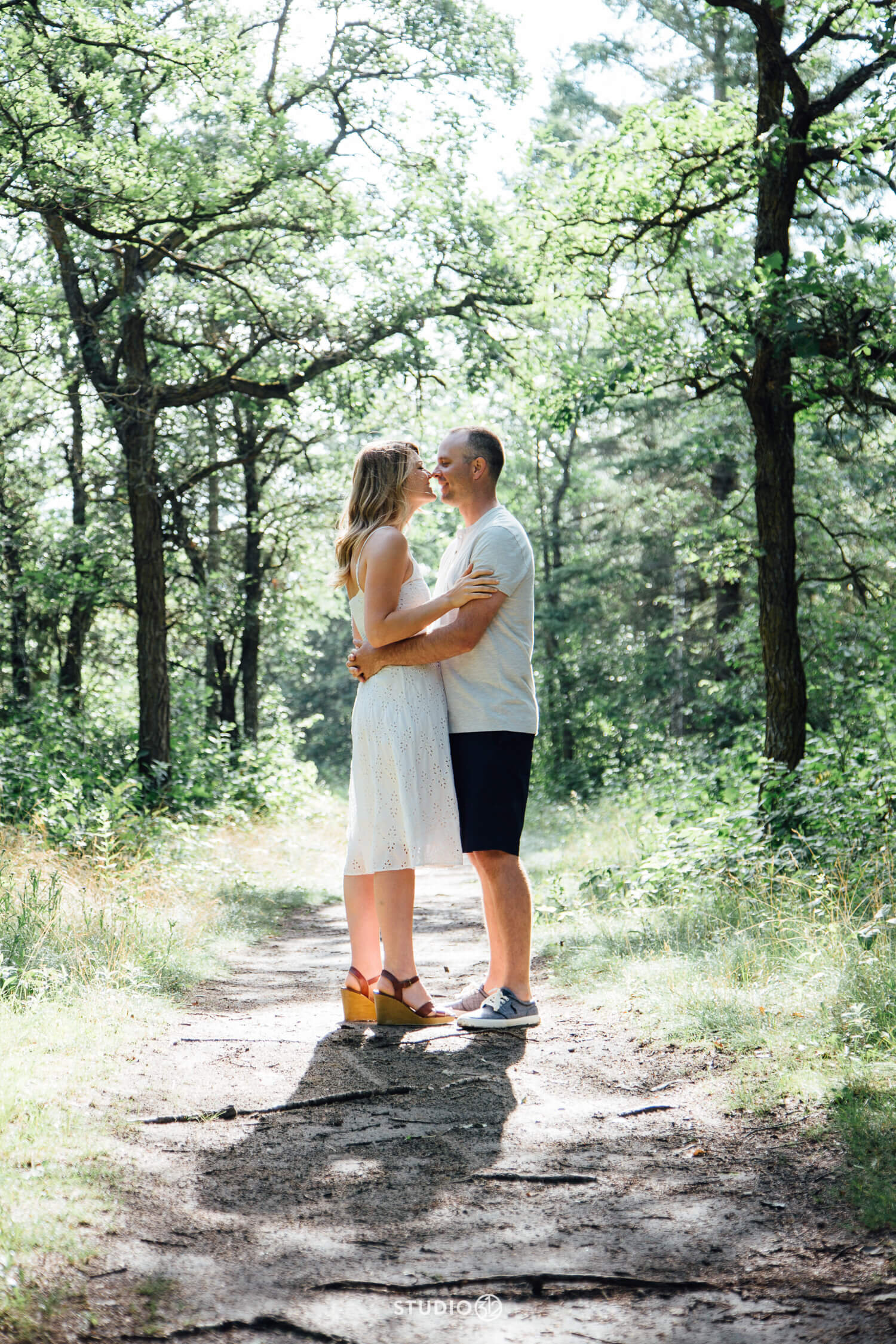 Studio-312-Photographer-Engagement-Session-Birds-Hill-Engagement-Winnipeg-Photographer-20.jpg