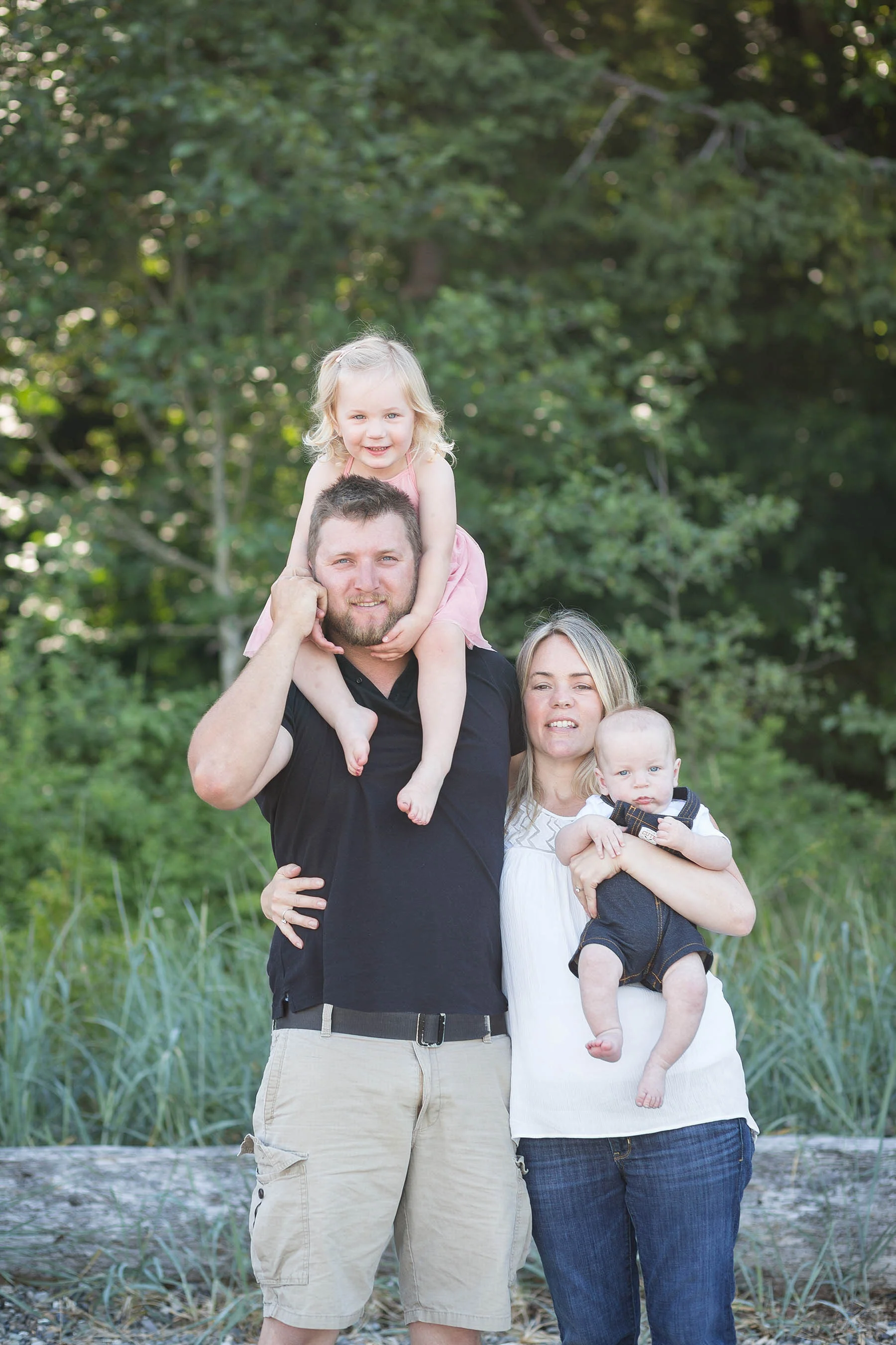 Lindsay-arthur-family_0111_1.jpg