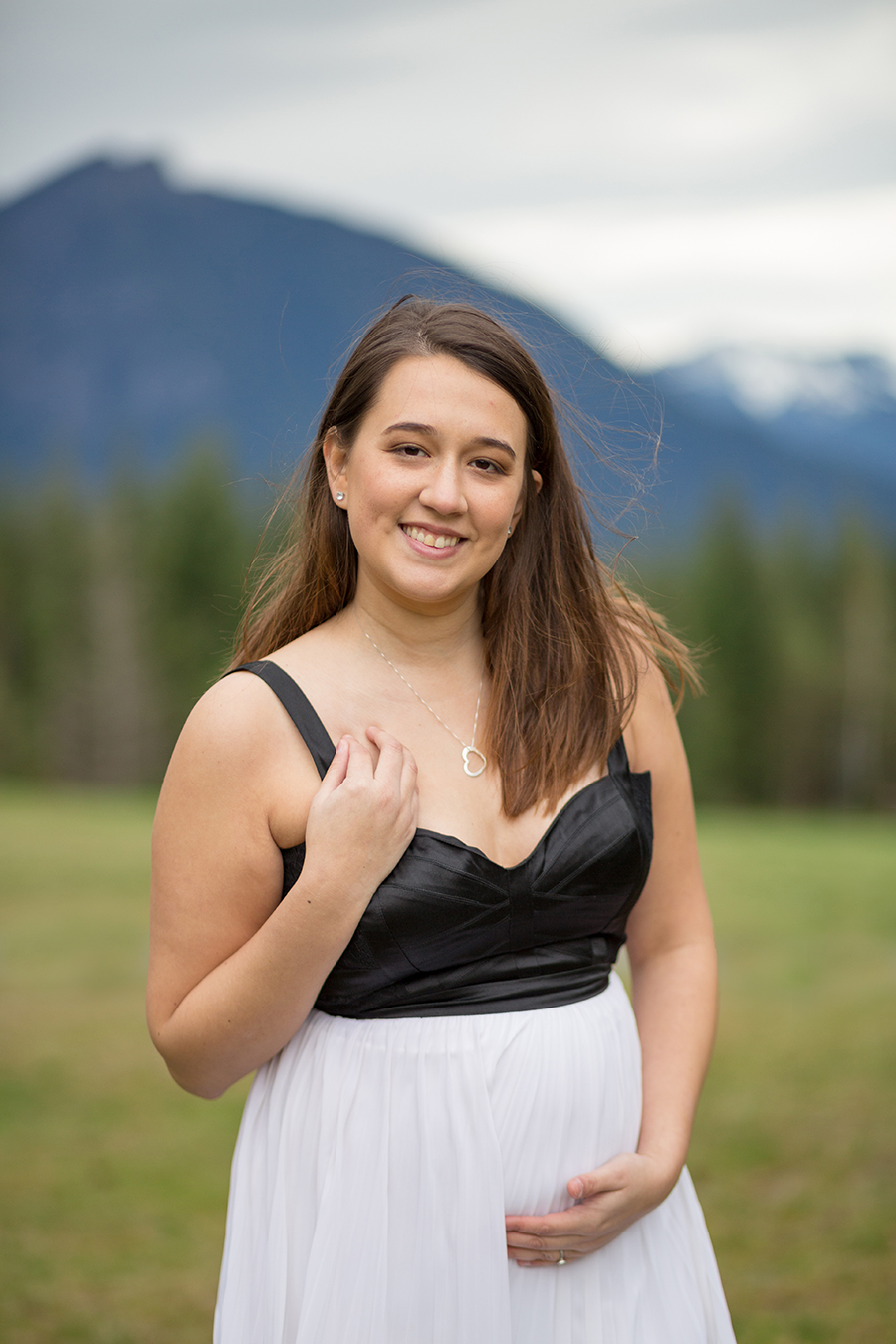 seattle maternity photographer entwined portraits