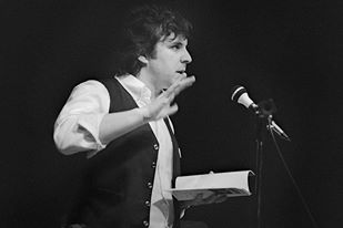 Paul M 1986 reading.jpg